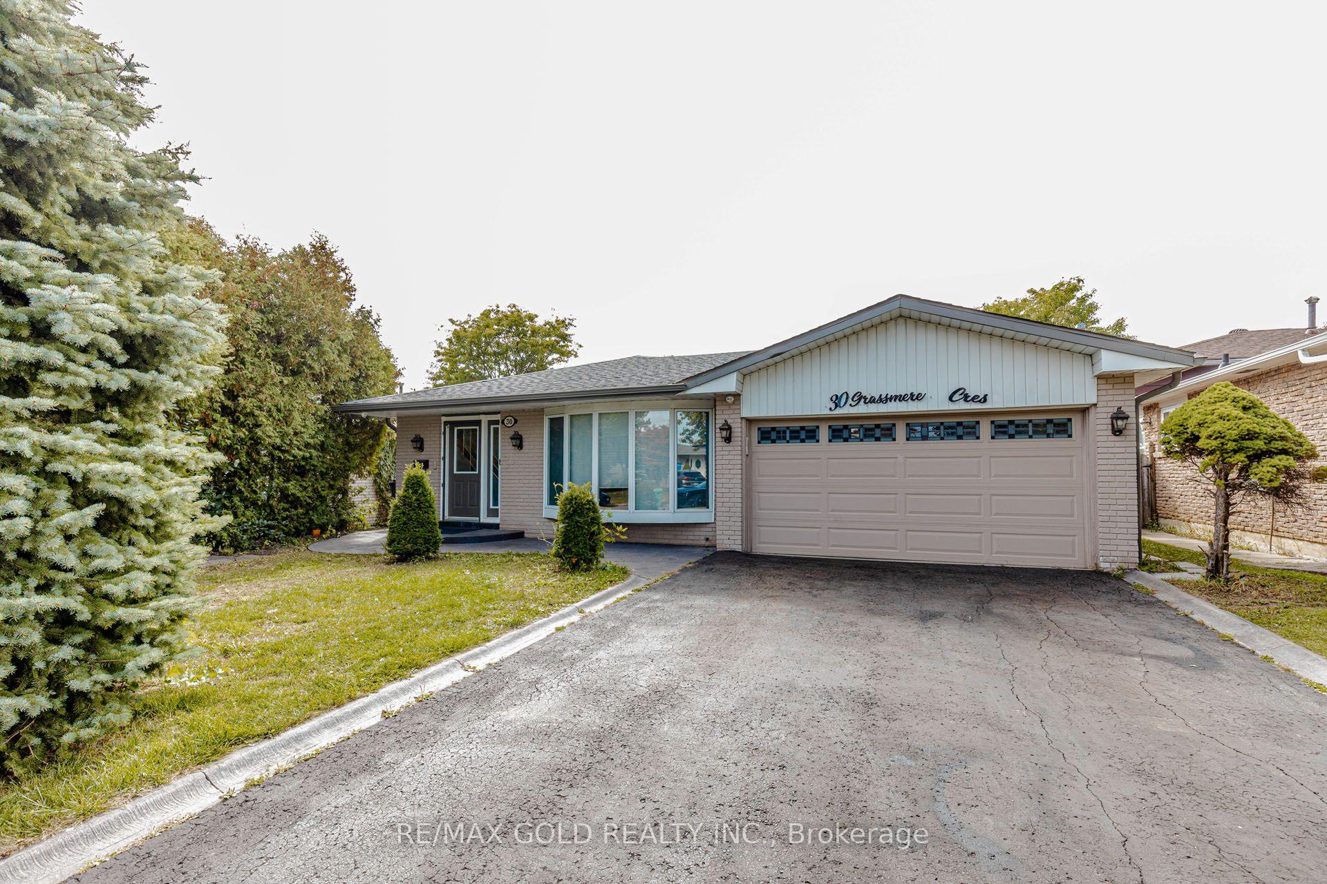 Photo 3 of 30 Grassmere Crescent, Brampton, Northgate — HOMEH