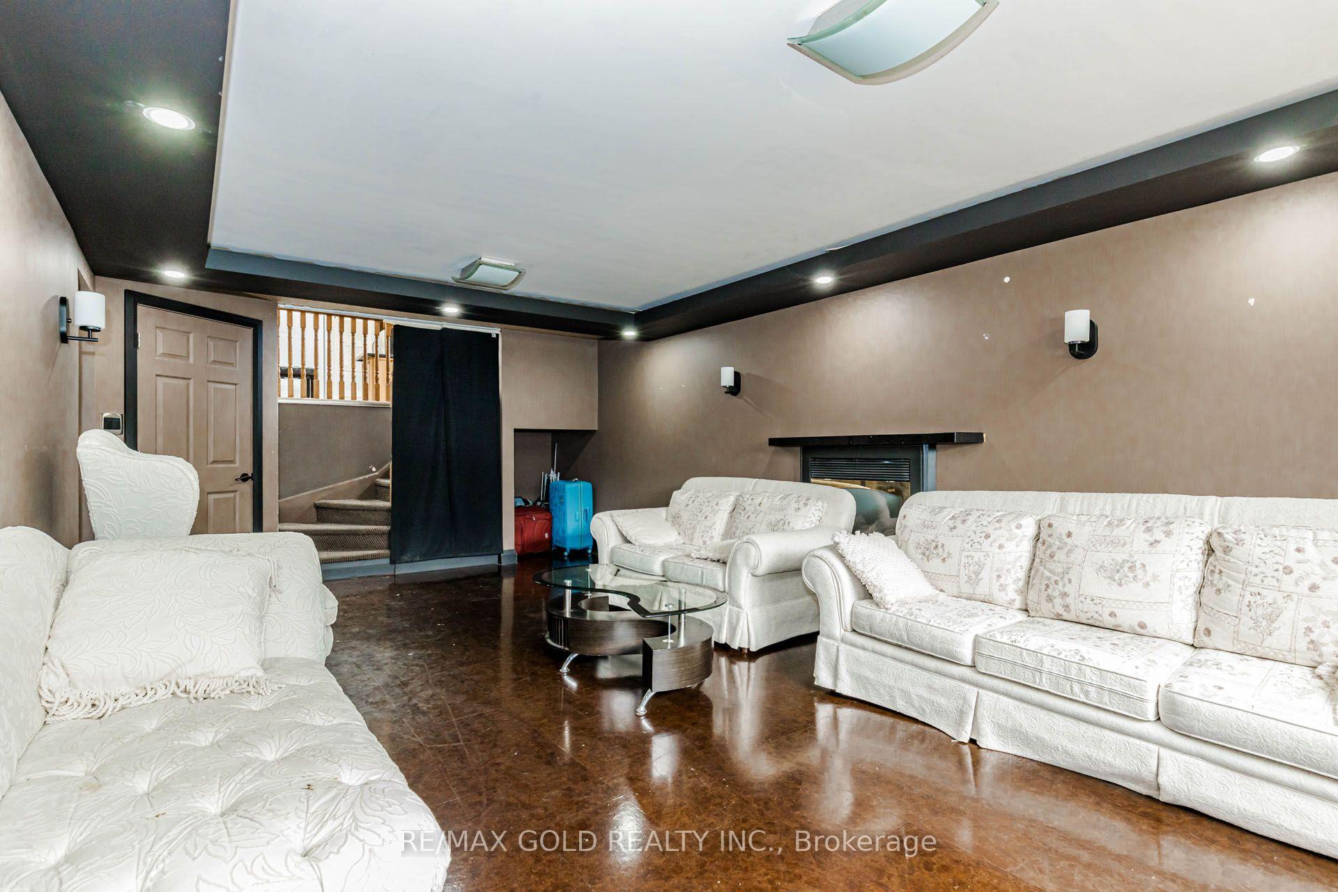 Photo 6 of 30 Grassmere Crescent, Brampton, Northgate — HOMEH