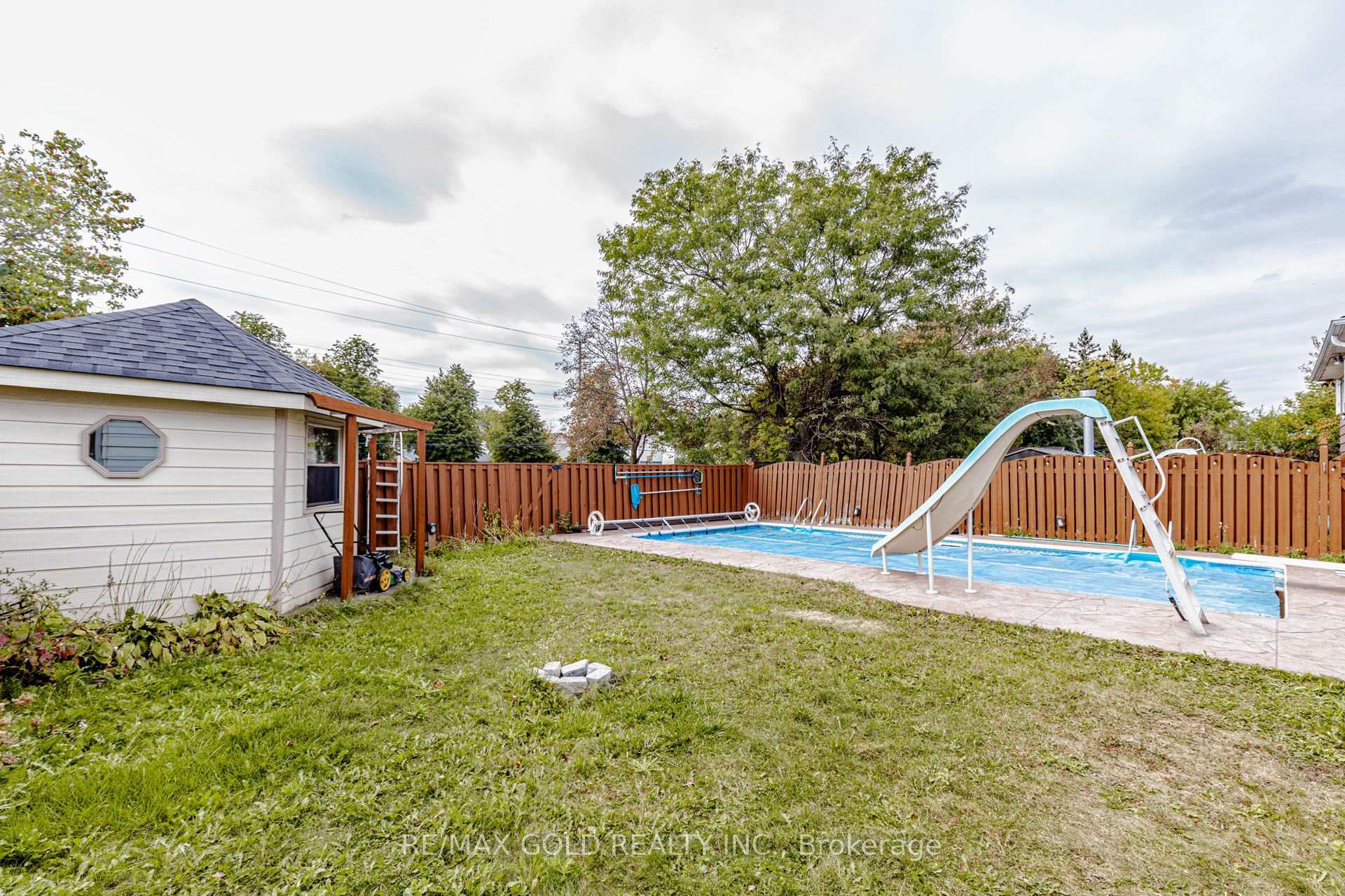 Photo 13 of 30 Grassmere Crescent, Brampton, Northgate — HOMEH