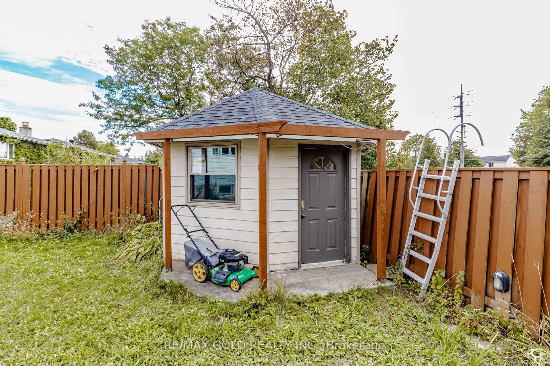 Photo 14 of 30 Grassmere Crescent, Brampton, Northgate — HOMEH