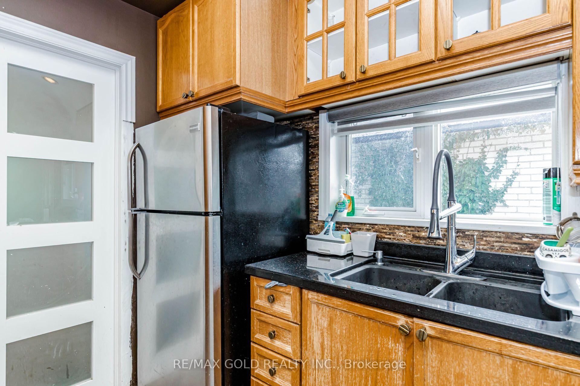 Photo 21 of 30 Grassmere Crescent, Brampton, Northgate — HOMEH