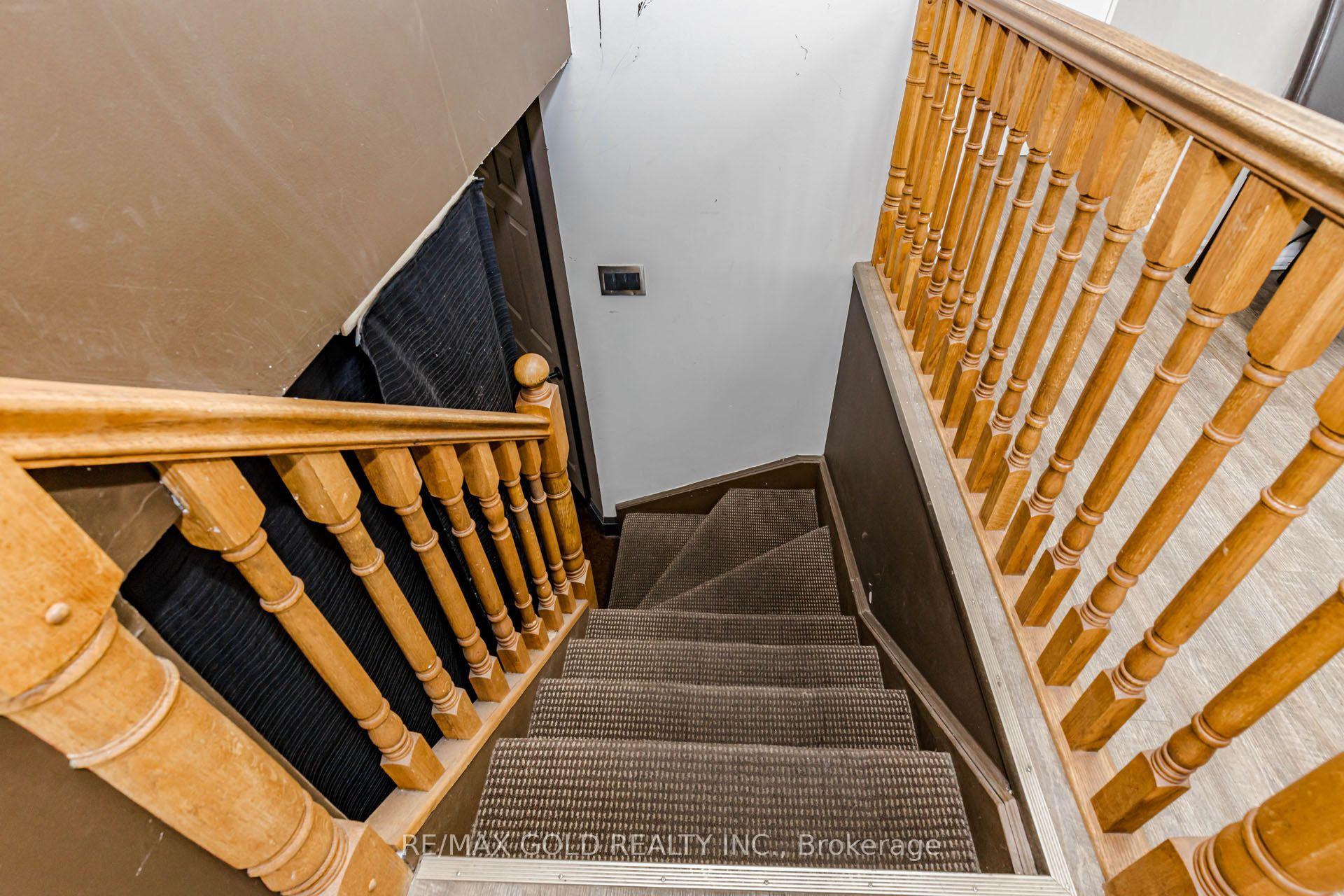 Photo 43 of 30 Grassmere Crescent, Brampton, Northgate — HOMEH