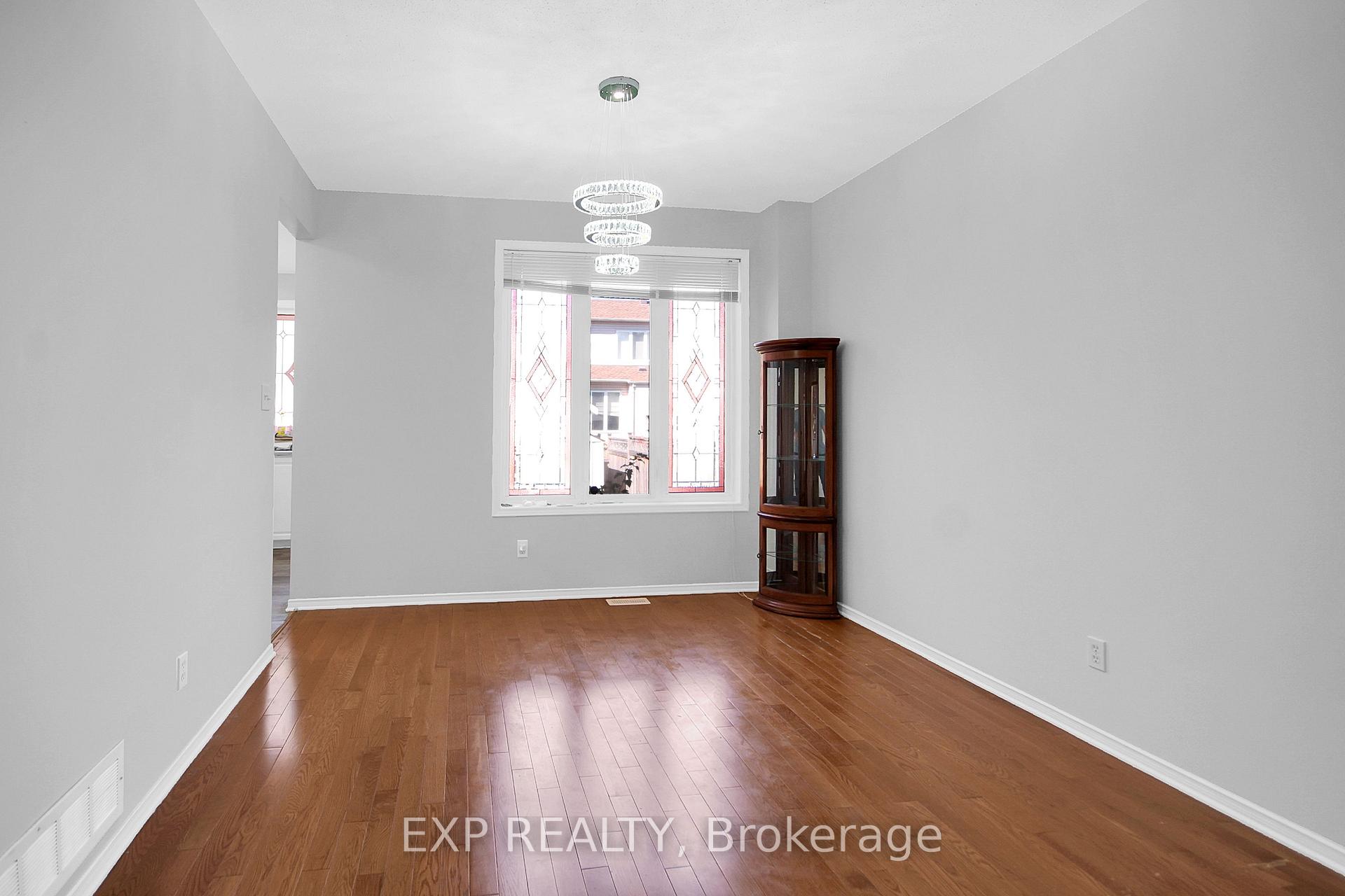 Photo 6 of 39 Greatwood Crescent, Ottawa, Barrhaven East — HOMEH