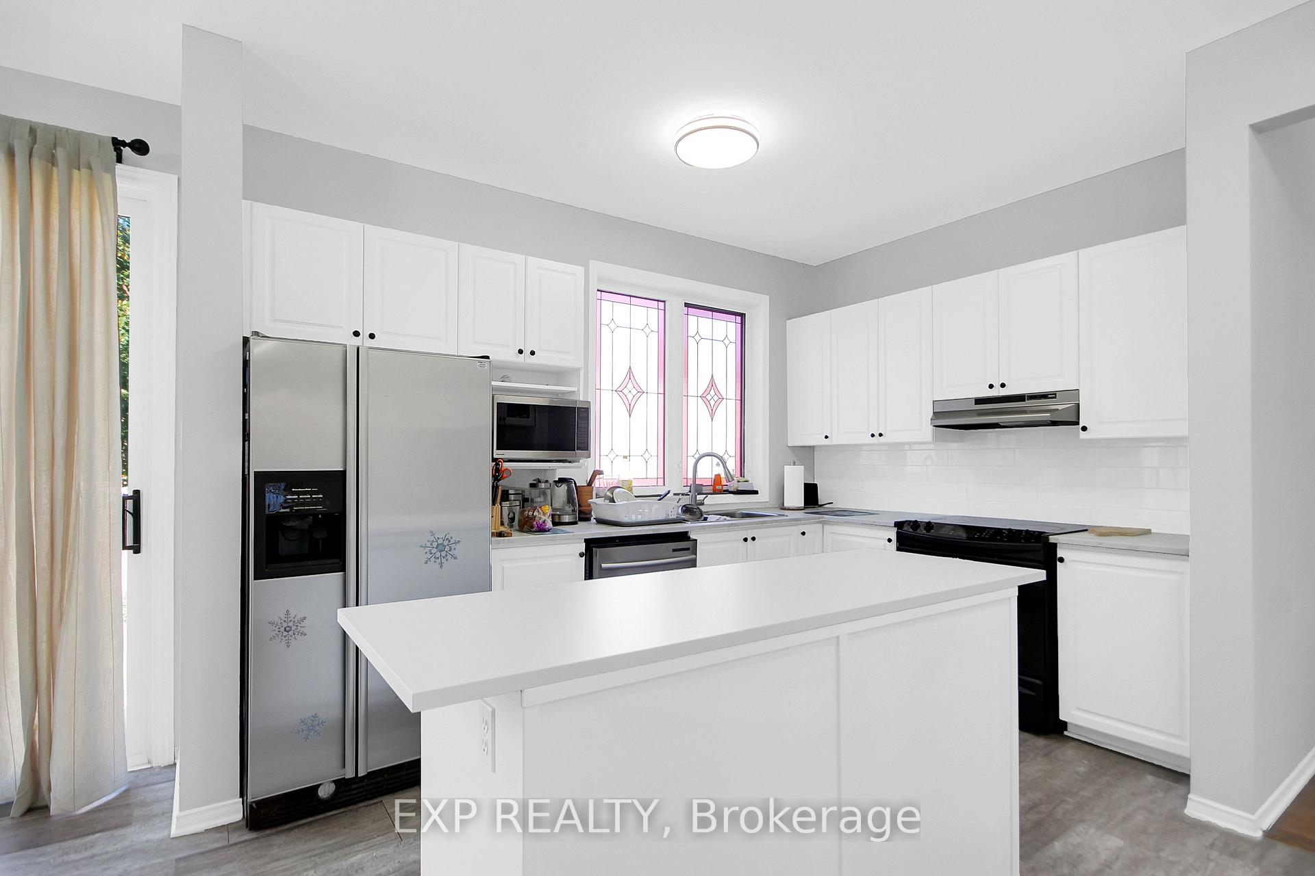 Photo 10 of 39 Greatwood Crescent, Ottawa, Barrhaven East — HOMEH