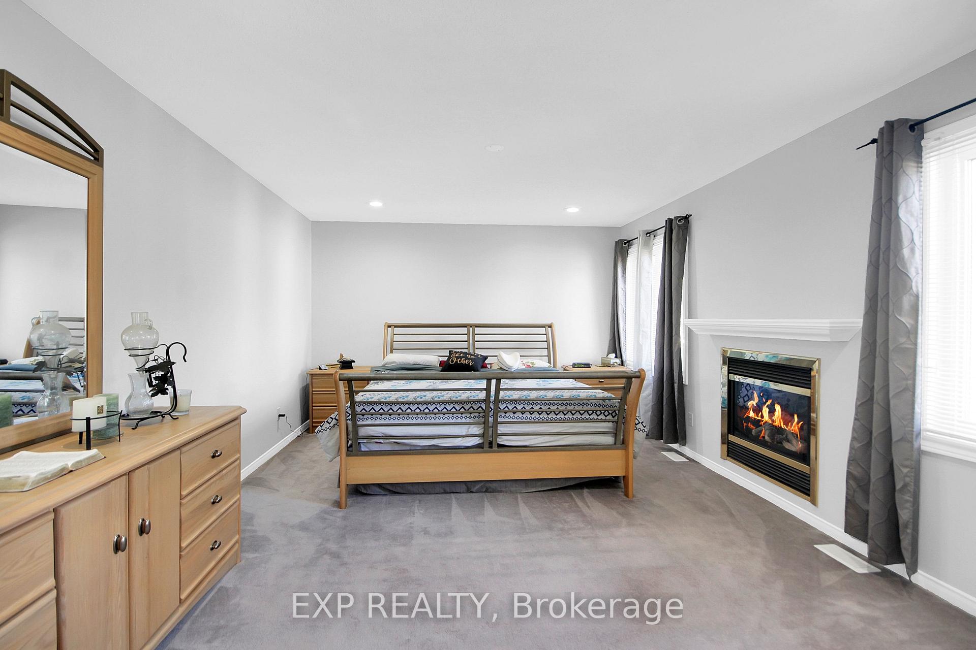 Photo 16 of 39 Greatwood Crescent, Ottawa, Barrhaven East — HOMEH