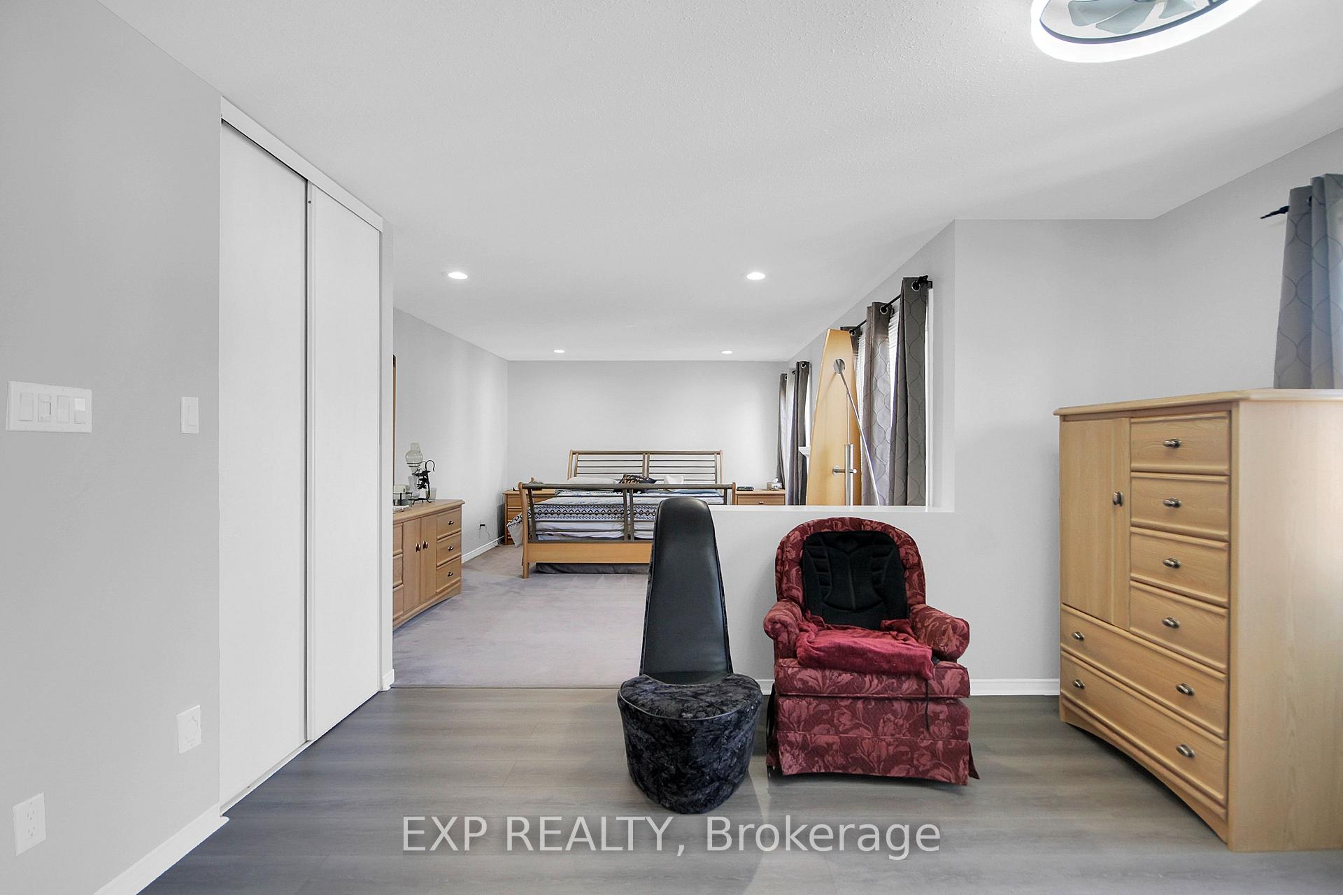 Photo 17 of 39 Greatwood Crescent, Ottawa, Barrhaven East — HOMEH