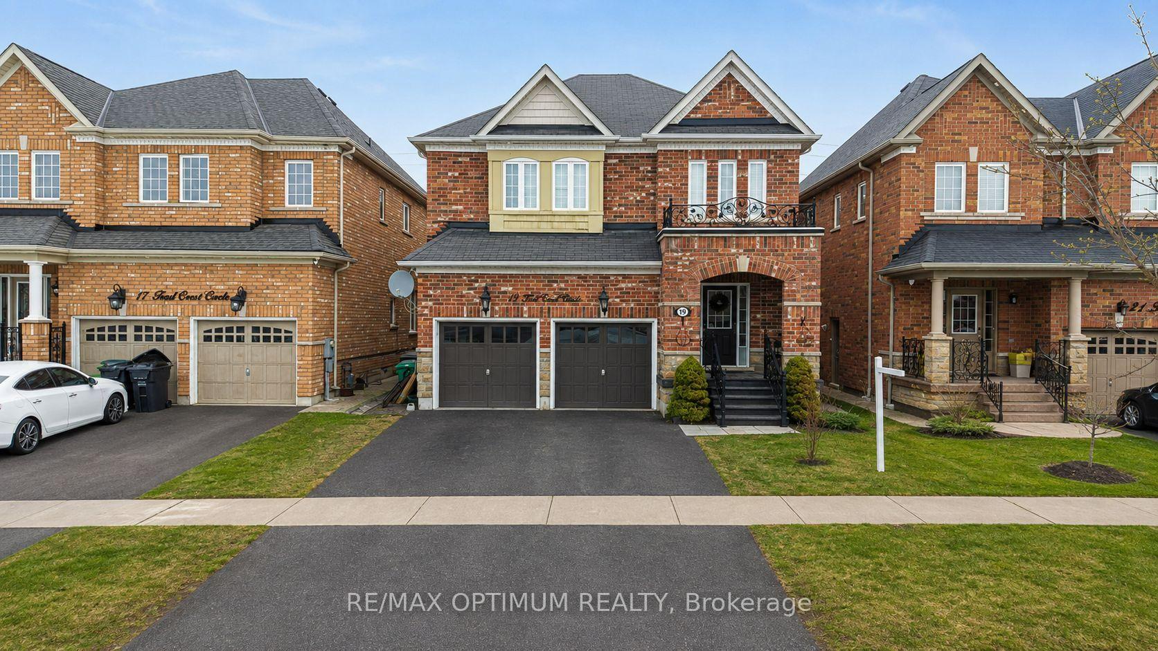 Photo 2 of 19 Teal Crest Circle, Brampton, Credit Valley — HOMEH