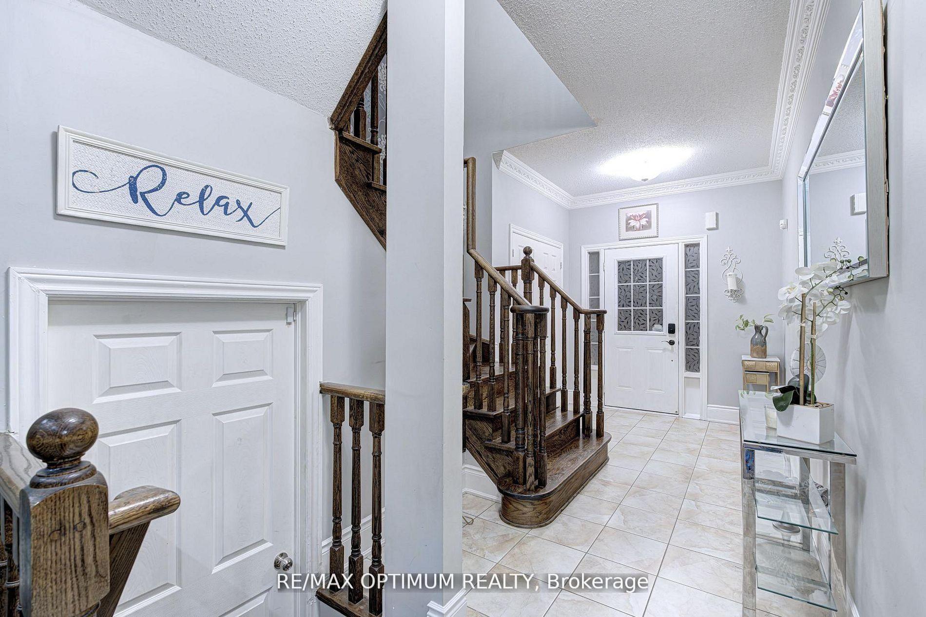 Photo 7 of 19 Teal Crest Circle, Brampton, Credit Valley — HOMEH