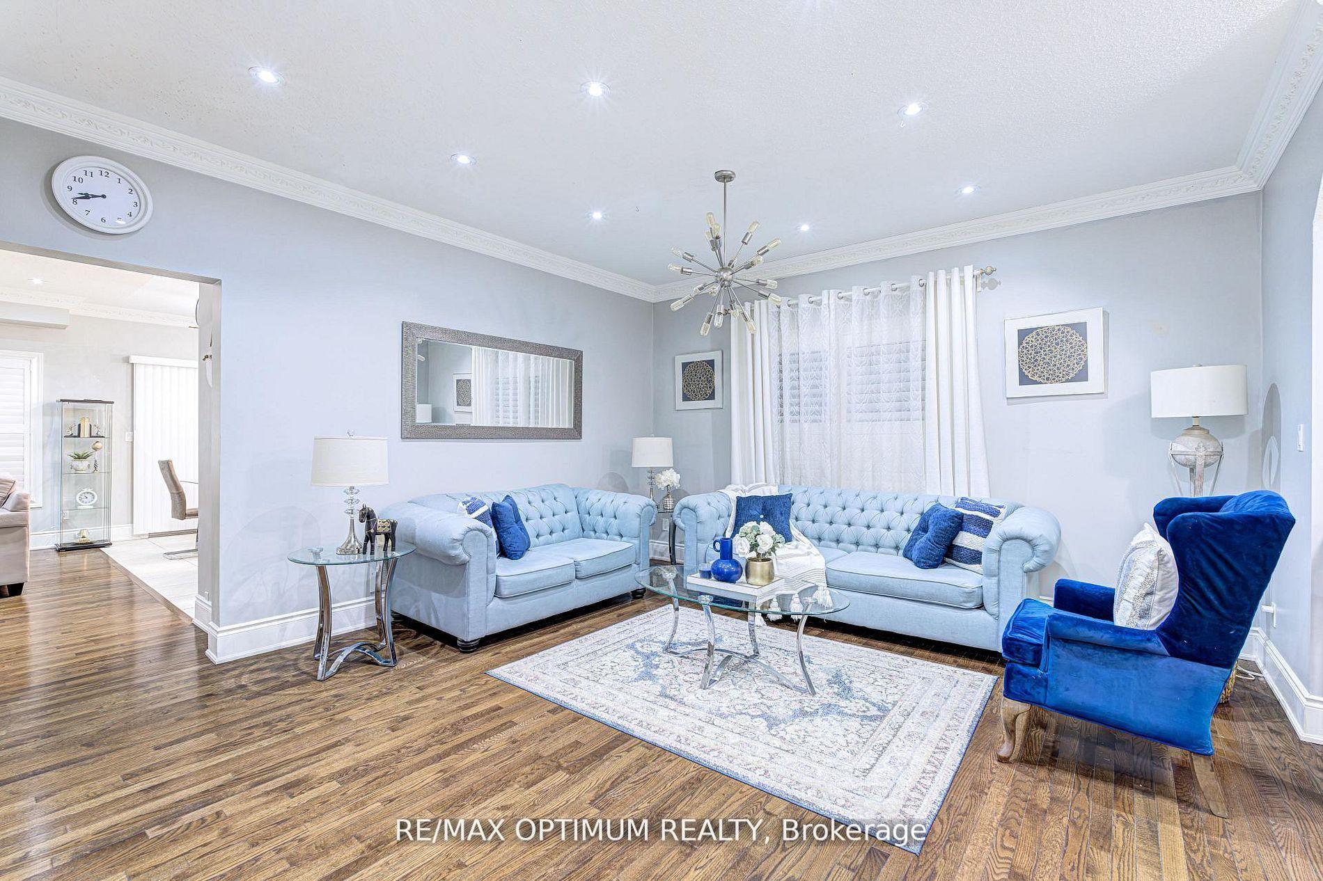 Photo 9 of 19 Teal Crest Circle, Brampton, Credit Valley — HOMEH