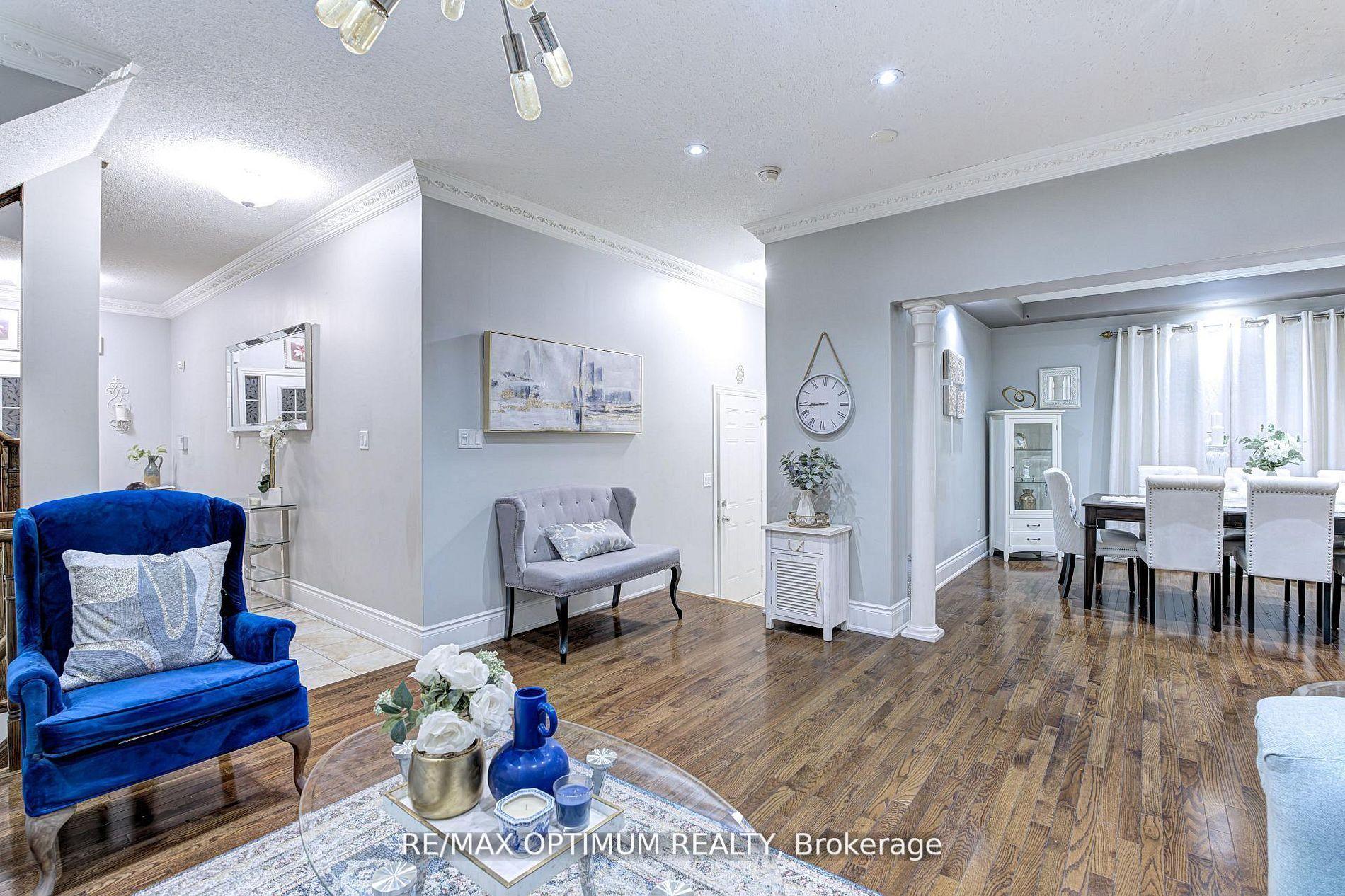 Photo 10 of 19 Teal Crest Circle, Brampton, Credit Valley — HOMEH