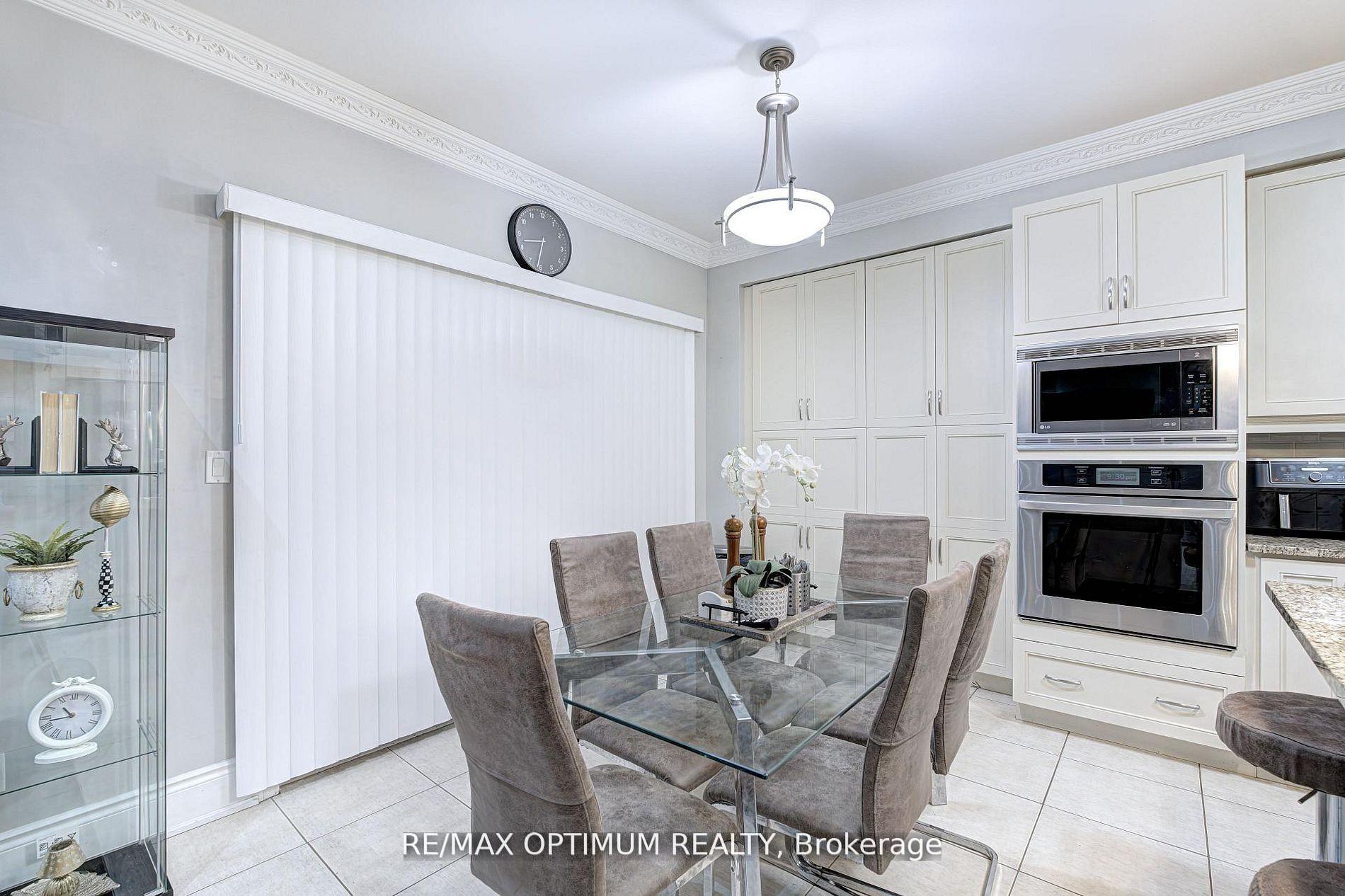 Photo 17 of 19 Teal Crest Circle, Brampton, Credit Valley — HOMEH