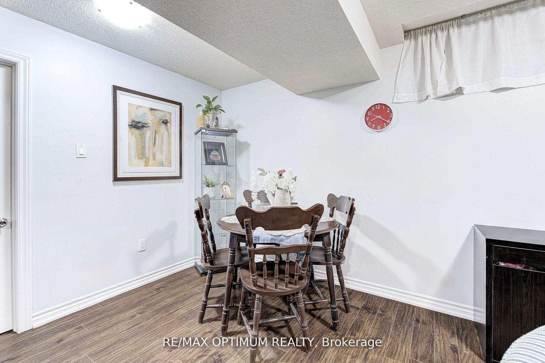 Photo 41 of 19 Teal Crest Circle, Brampton, Credit Valley — HOMEH