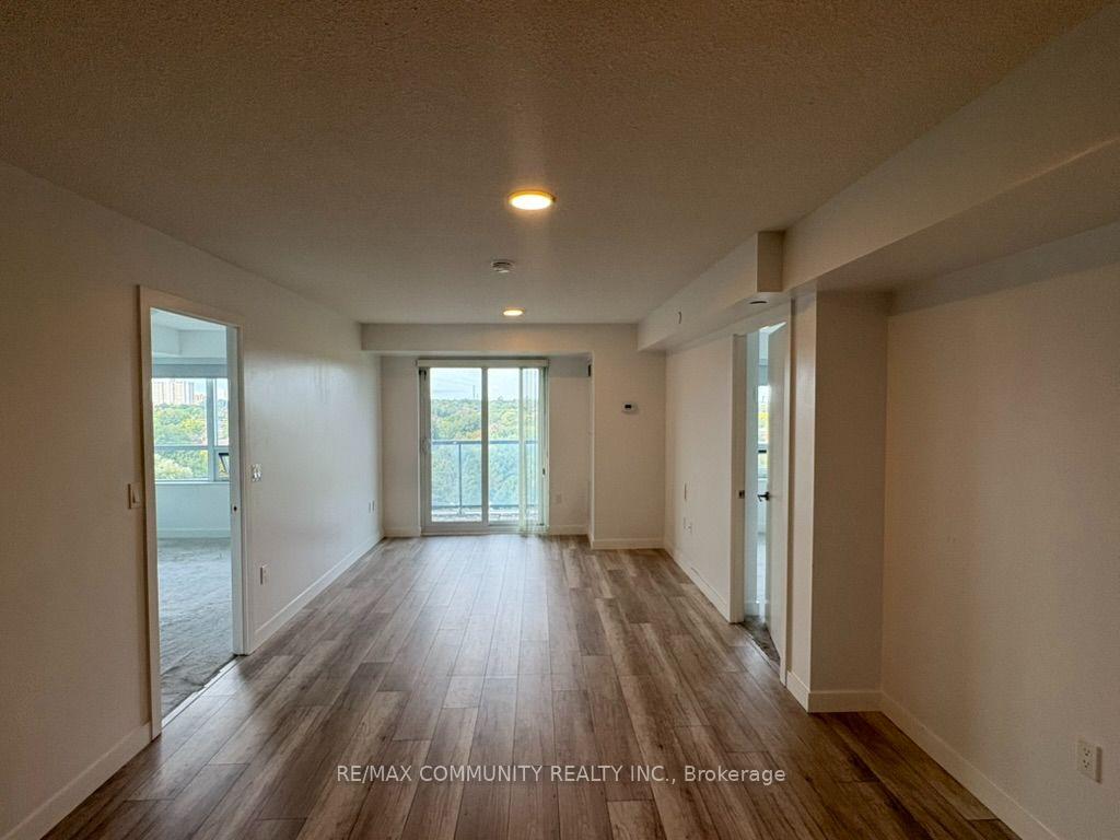 Photo 7 of Unit 811, 1346 Danforth Road, Scarborough, Eglinton East — HOMEH