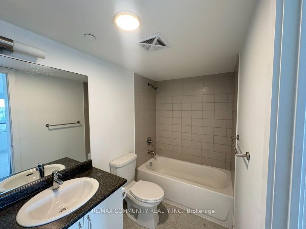 Photo 14 of Unit 811, 1346 Danforth Road, Scarborough, Eglinton East — HOMEH