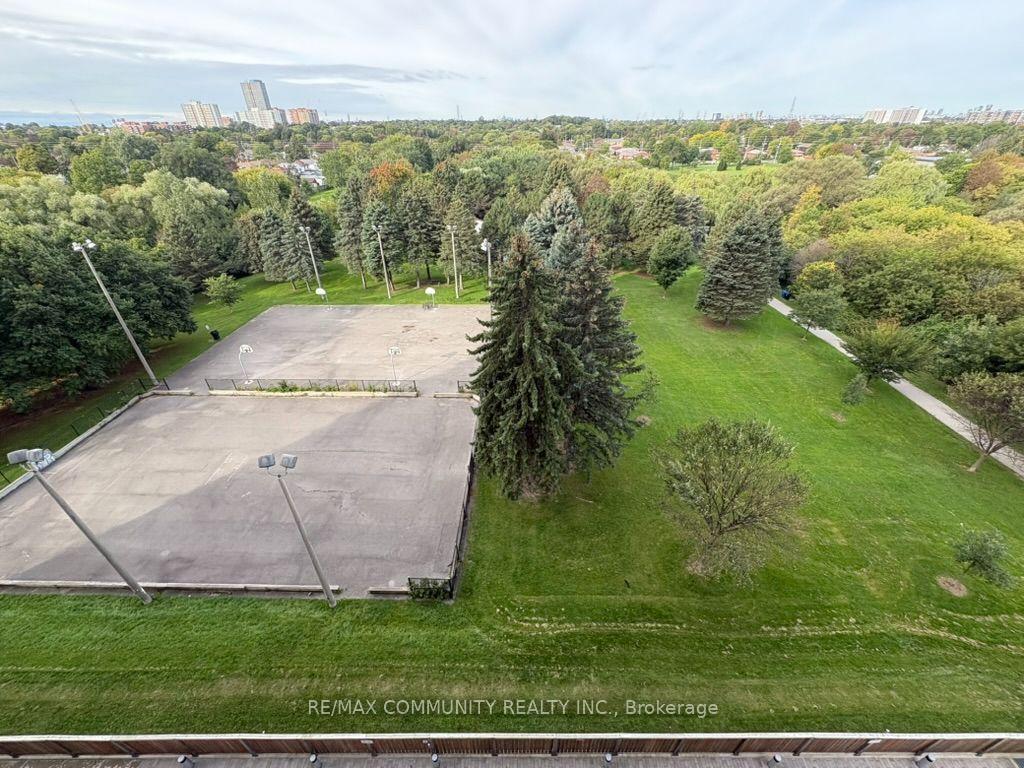 Photo 15 of Unit 811, 1346 Danforth Road, Scarborough, Eglinton East — HOMEH