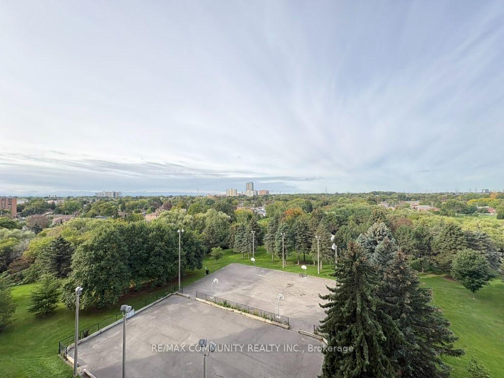 Photo 16 of Unit 811, 1346 Danforth Road, Scarborough, Eglinton East — HOMEH