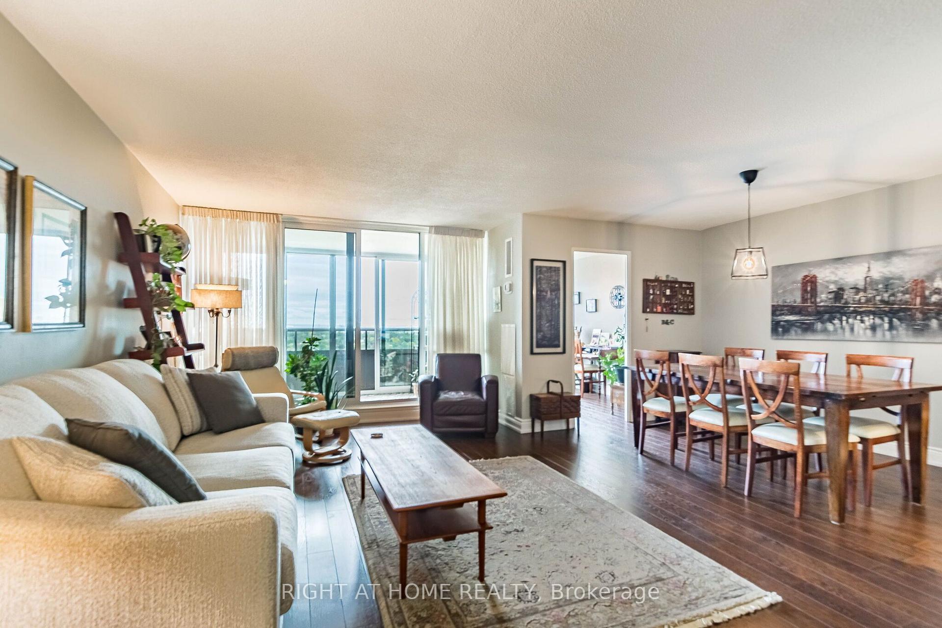 Photo 6 of Unit 2010, 627 The West Mall, Etobicoke, Eringate-Centennial-West Deane — HOMEH