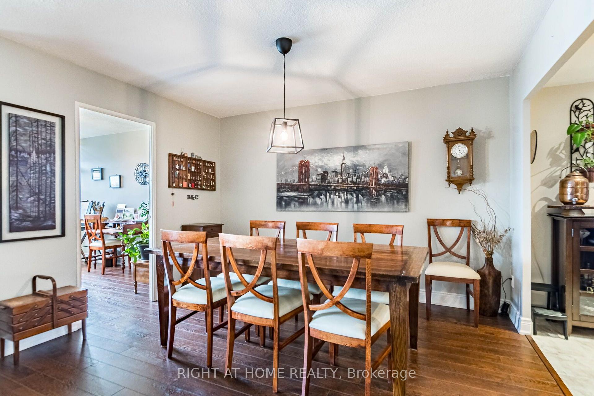 Photo 9 of Unit 2010, 627 The West Mall, Etobicoke, Eringate-Centennial-West Deane — HOMEH