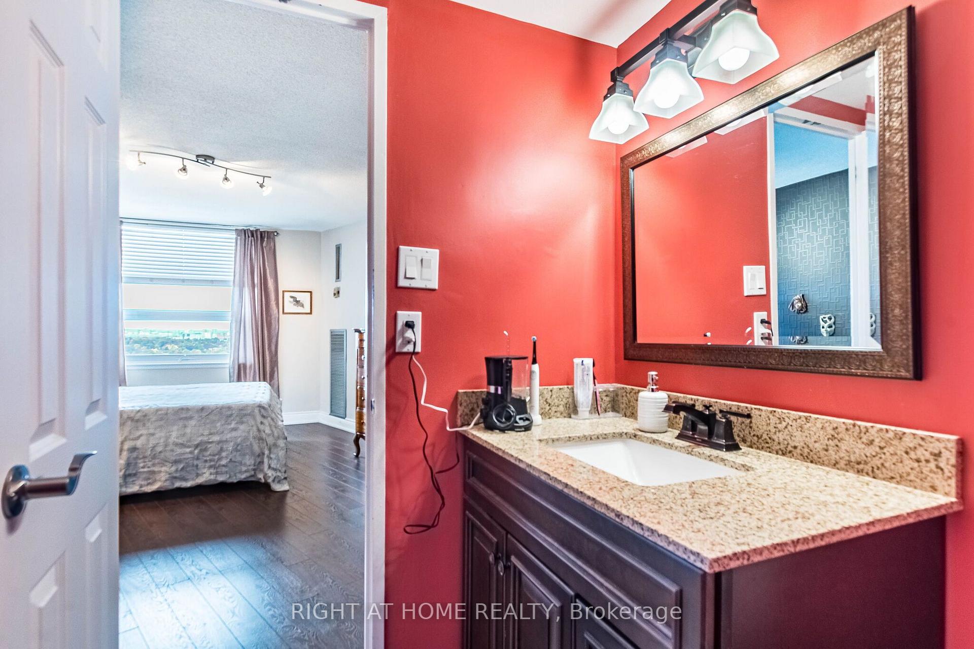 Photo 25 of Unit 2010, 627 The West Mall, Etobicoke, Eringate-Centennial-West Deane — HOMEH