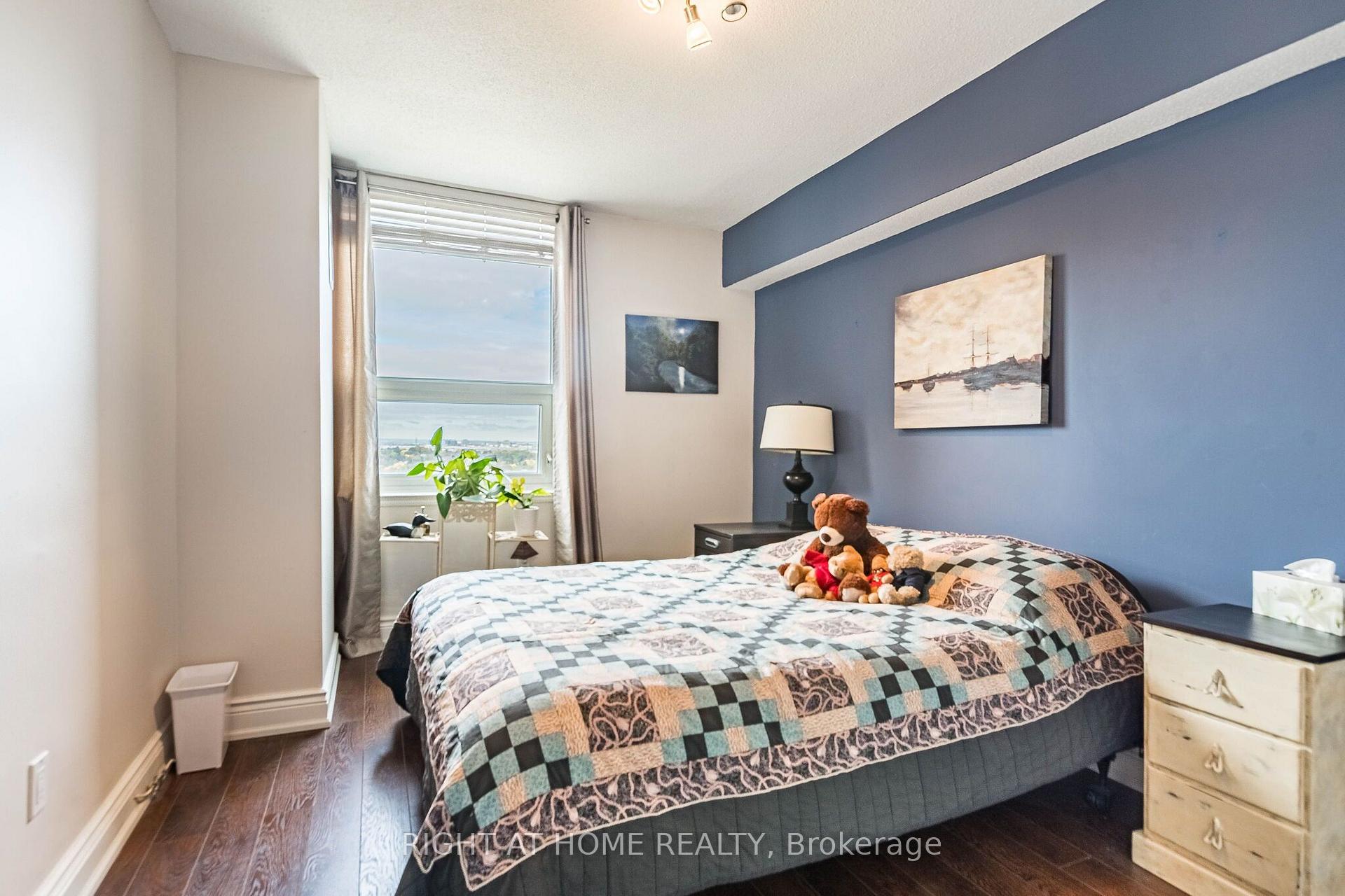 Photo 27 of Unit 2010, 627 The West Mall, Etobicoke, Eringate-Centennial-West Deane — HOMEH