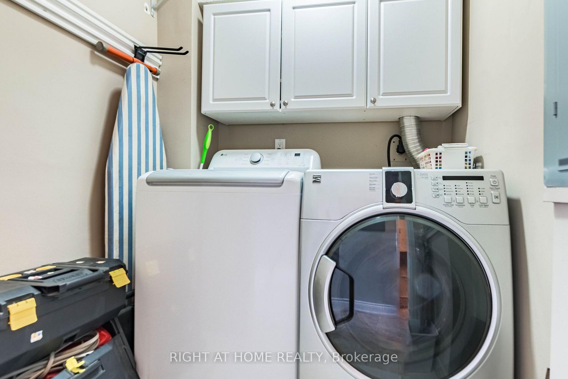 Photo 30 of Unit 2010, 627 The West Mall, Etobicoke, Eringate-Centennial-West Deane — HOMEH