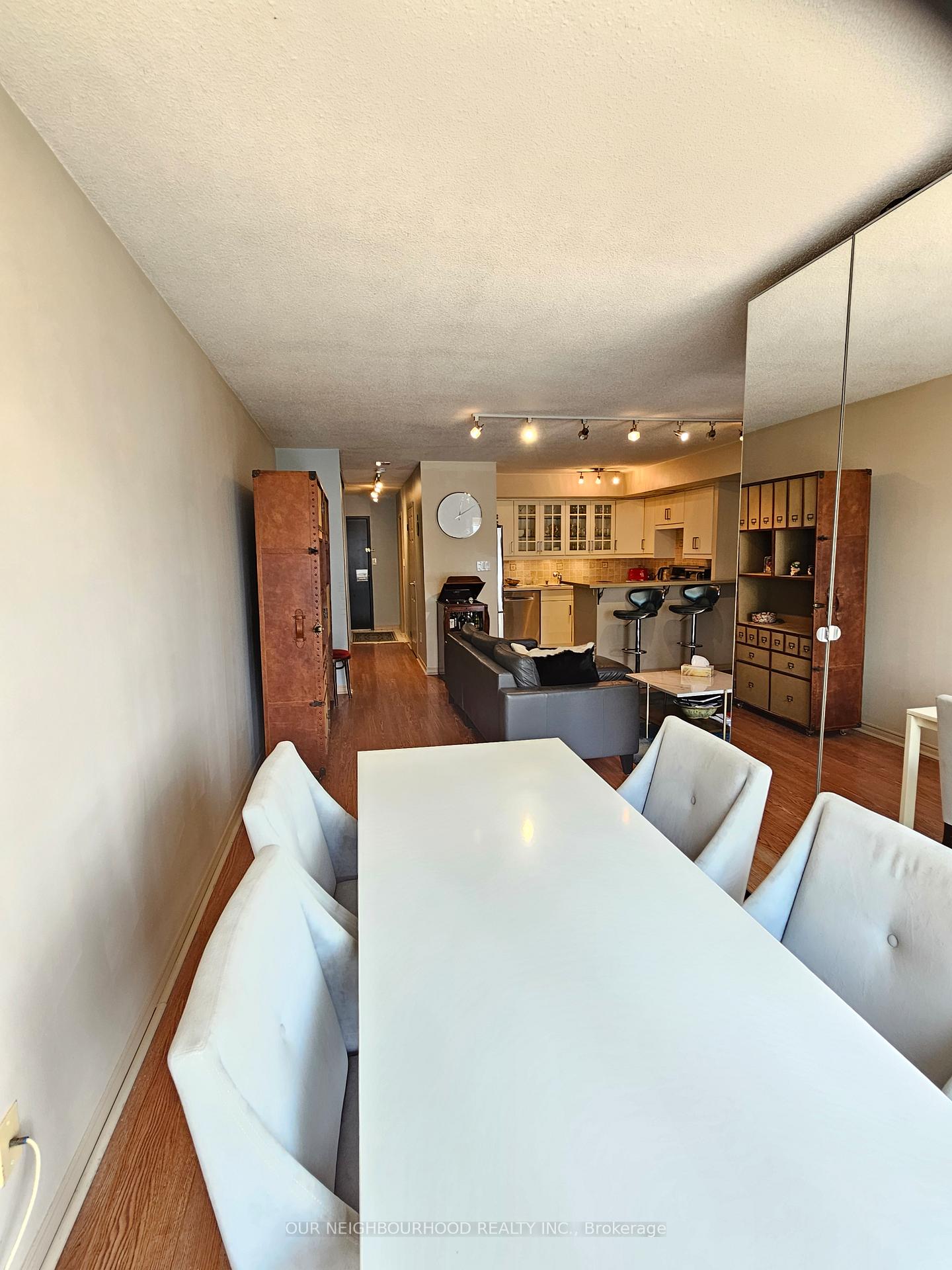 Photo 10 of Unit 601, 25 The Esplanade, Toronto, Waterfront Communities — HOMEH