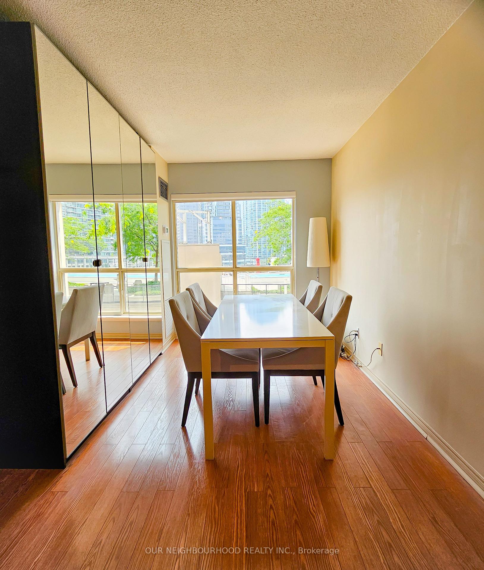 Photo 11 of Unit 601, 25 The Esplanade, Toronto, Waterfront Communities — HOMEH