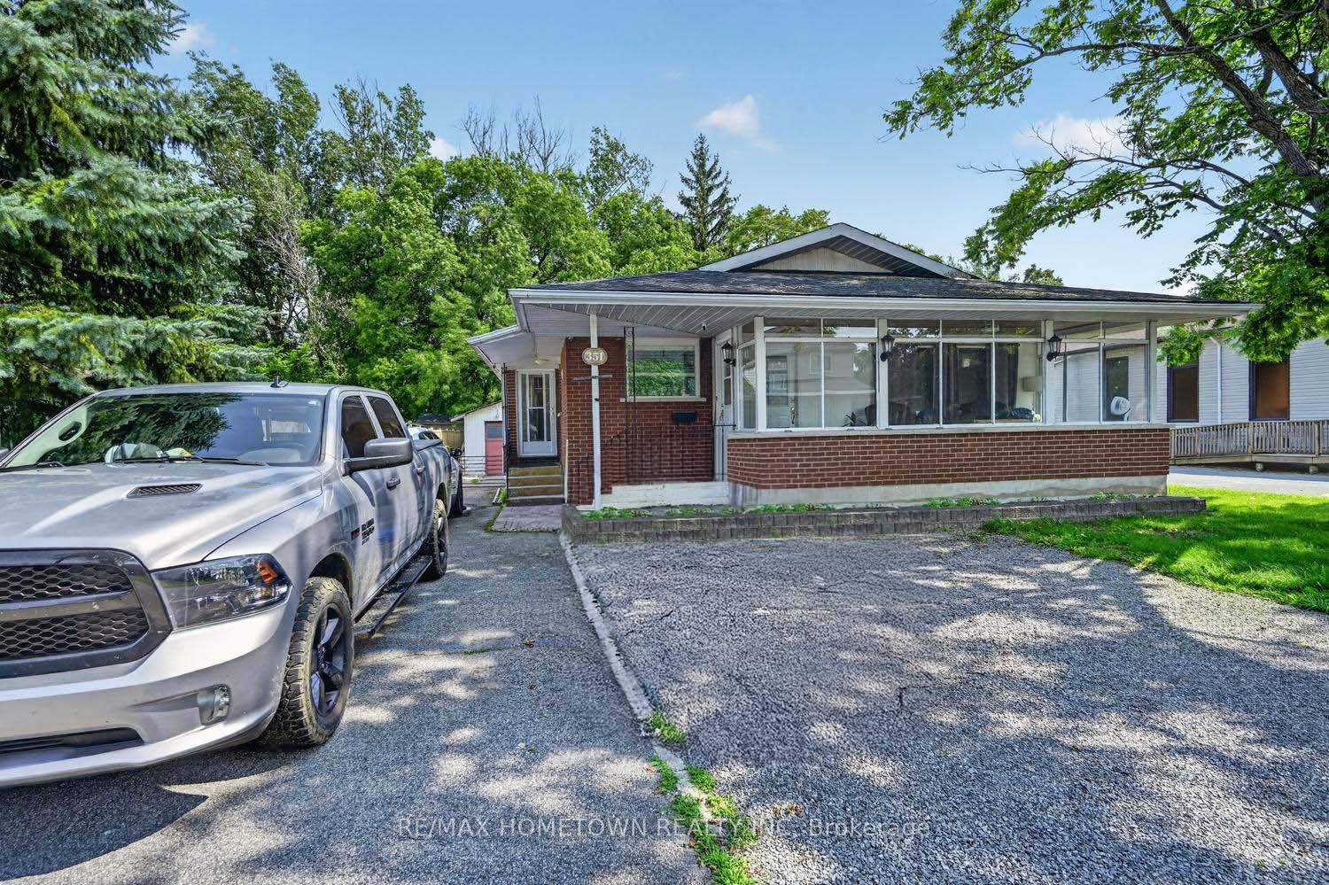 Photo of 351 Churchill Road