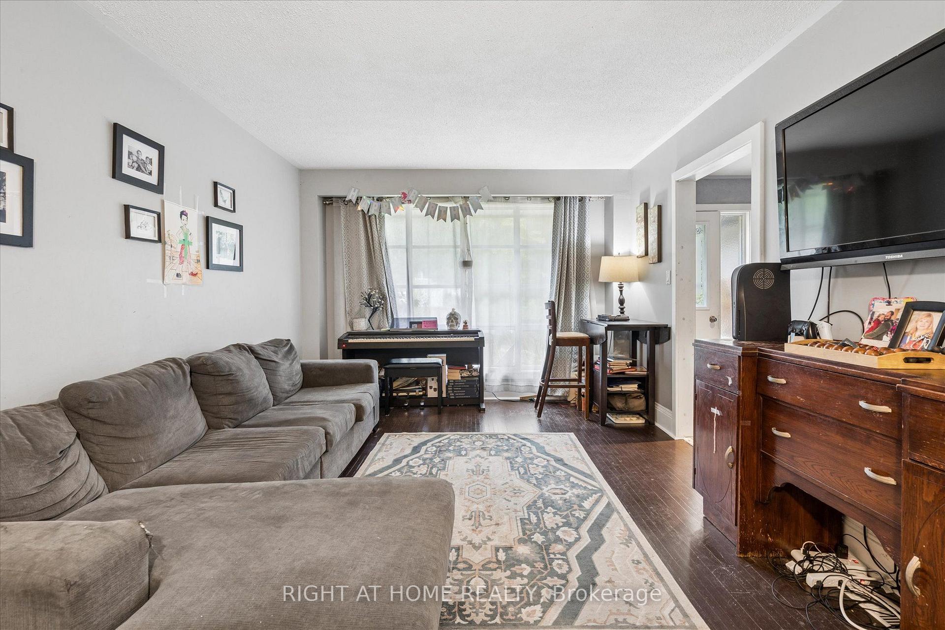 Photo 14 of 701 Central Park Boulevard N, Oshawa, Centennial — HOMEH