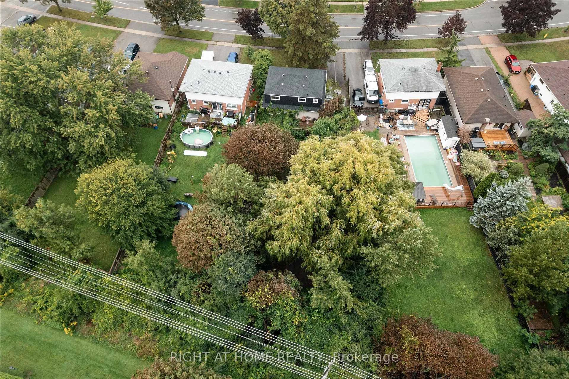 Photo 6 of 701 Central Park Boulevard N, Oshawa, Centennial — HOMEH