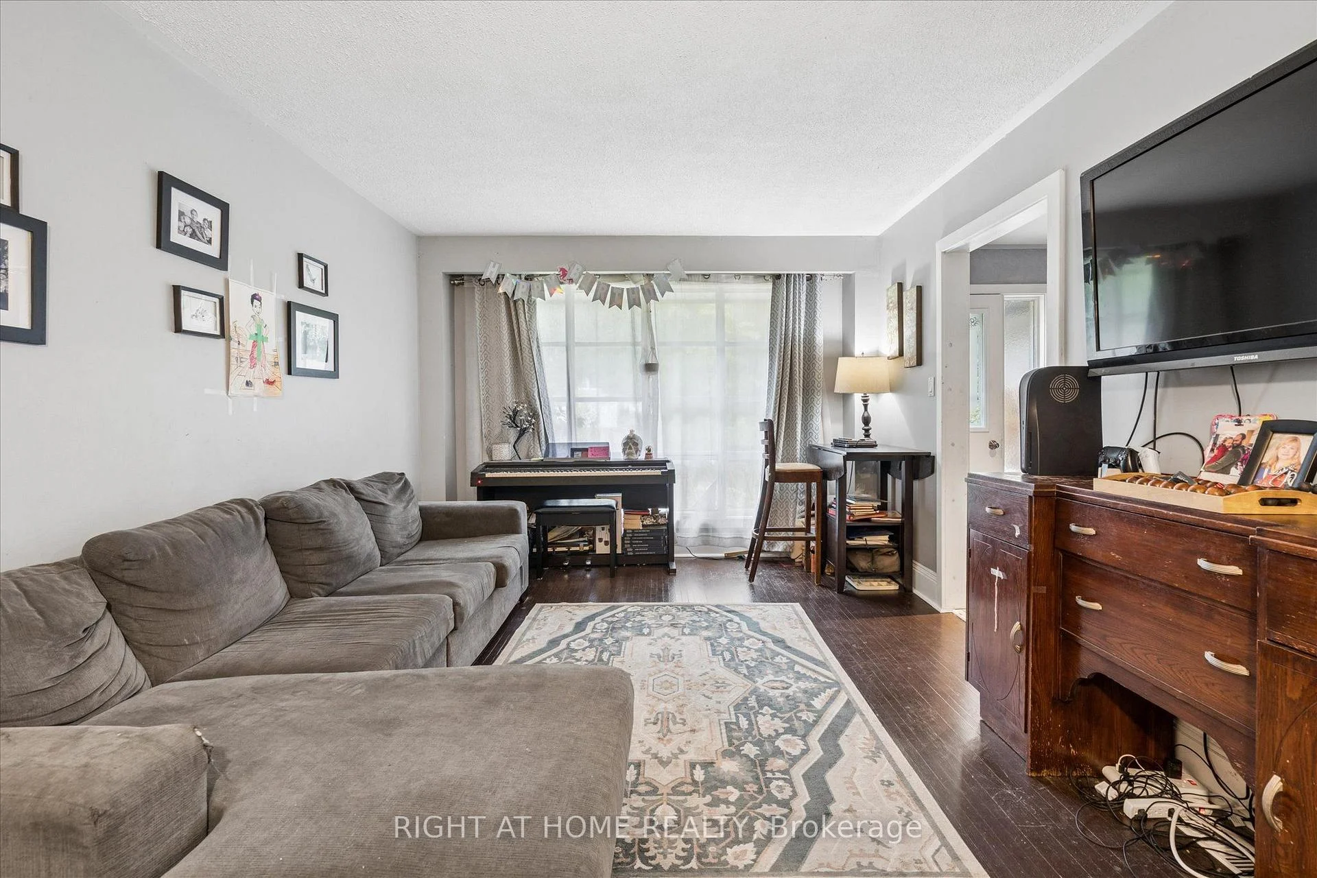 Photo 9 of 701 Central Park Boulevard N, Oshawa, Centennial — HOMEH
