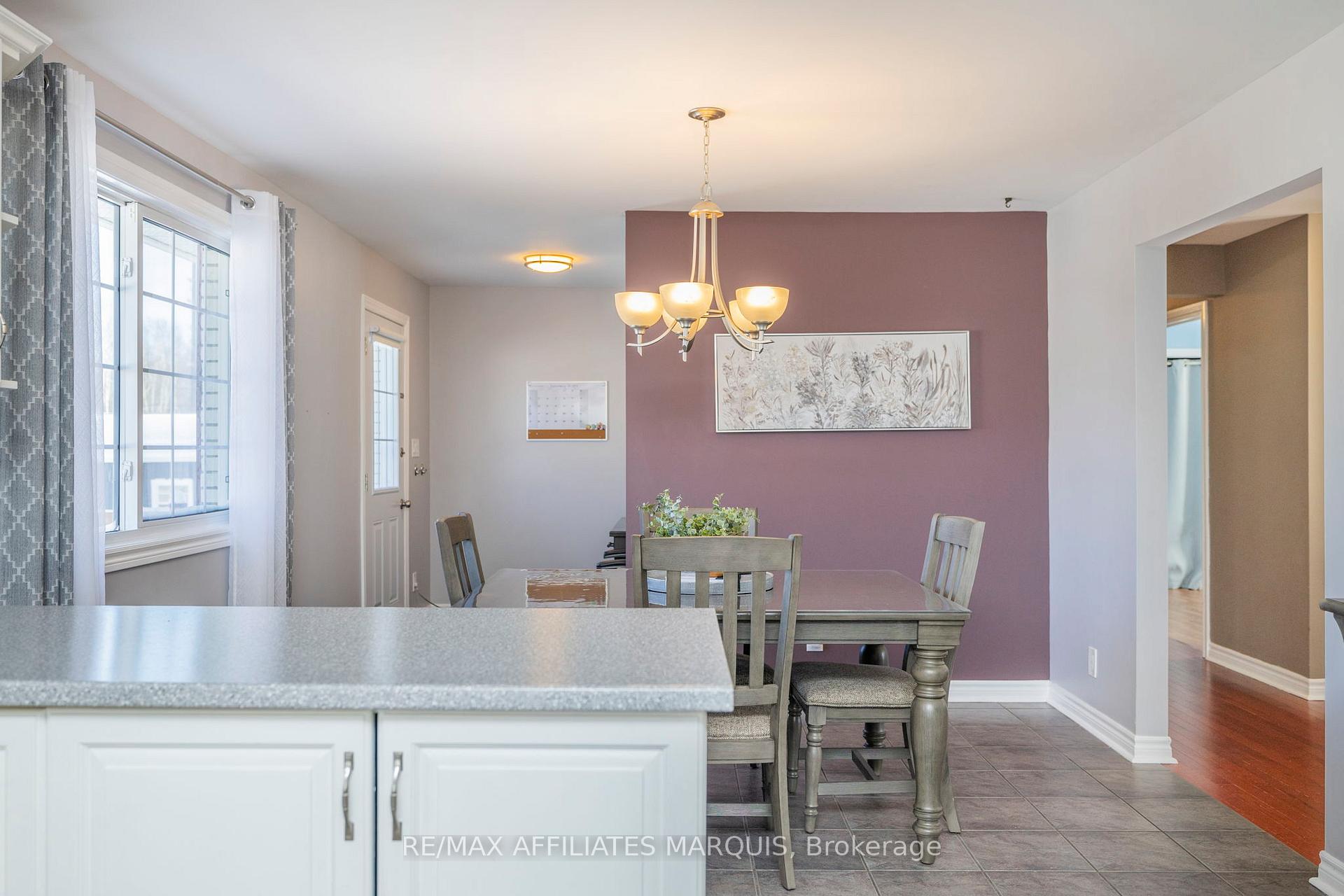 Photo 14 of 3 Forest Drive, Rideau Lakes, Rideau Lakes (South Elmsley) Twp — HOMEH