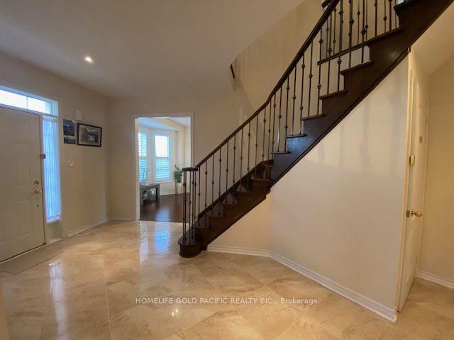Photo 4 of 8 Brumwell Lane, Markham, Cathedraltown — HOMEH