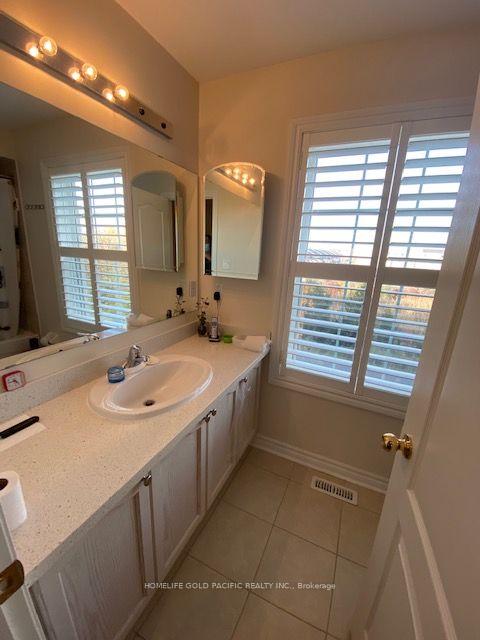Photo 19 of 8 Brumwell Lane, Markham, Cathedraltown — HOMEH