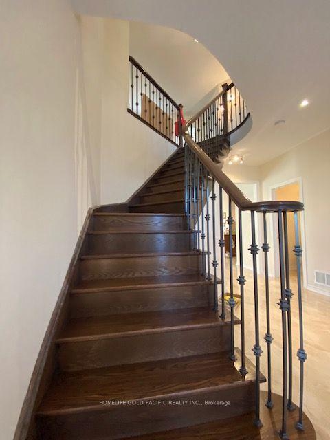 Photo 12 of 8 Brumwell Lane, Markham, Cathedraltown — HOMEH
