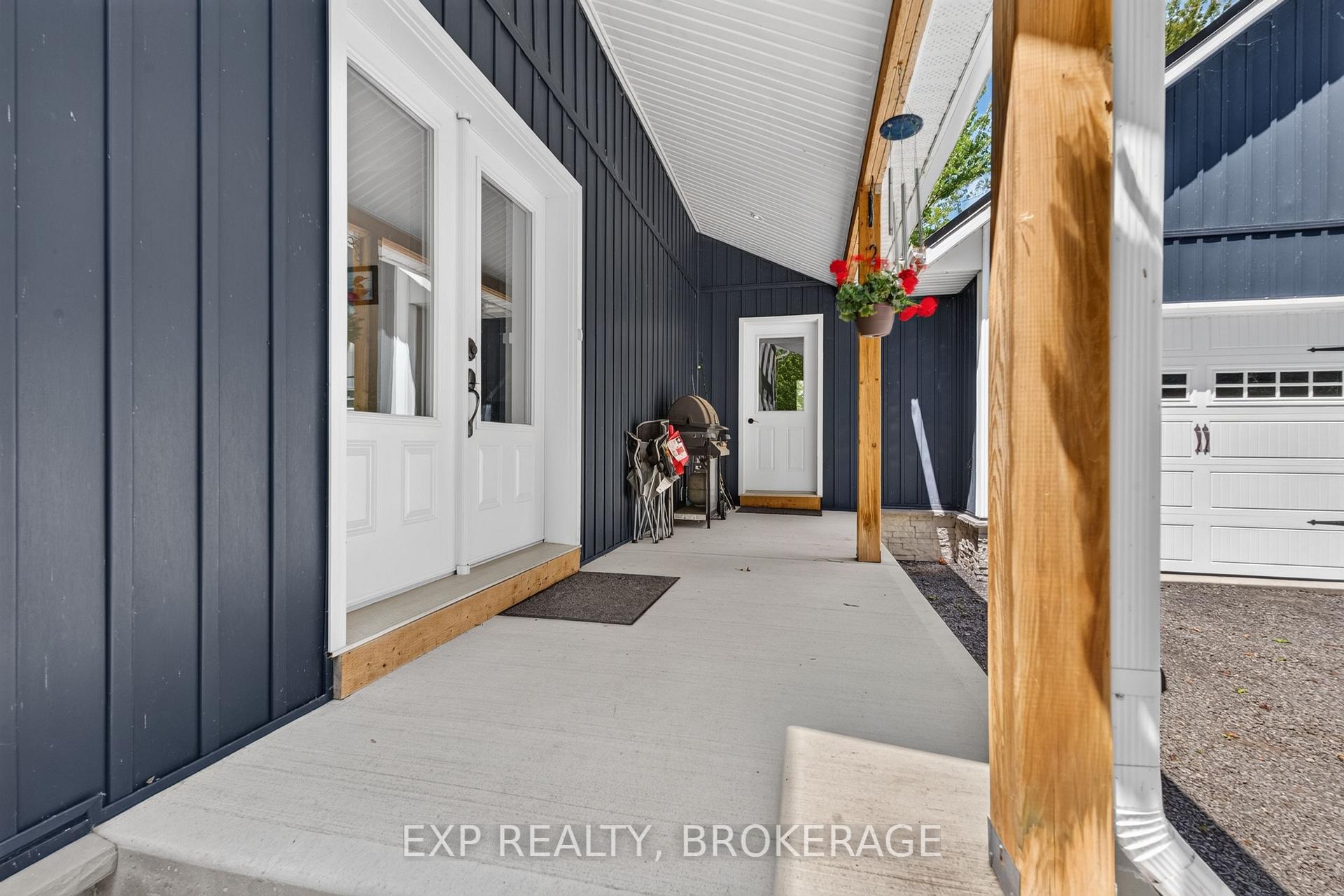 Photo 3 of 3855 Hideaway Lane, Frontenac, Frontenac South — HOMEH