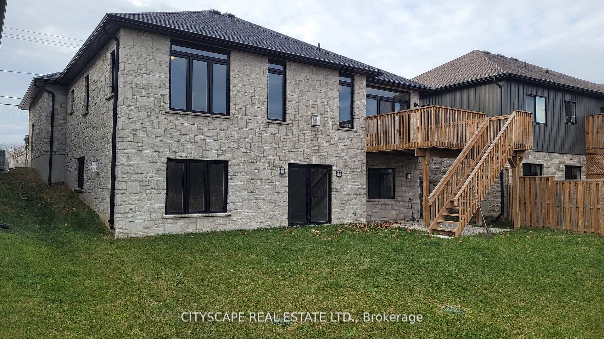 Photo 7 of 2551 9th Avenue E, Owen Sound — HOMEH