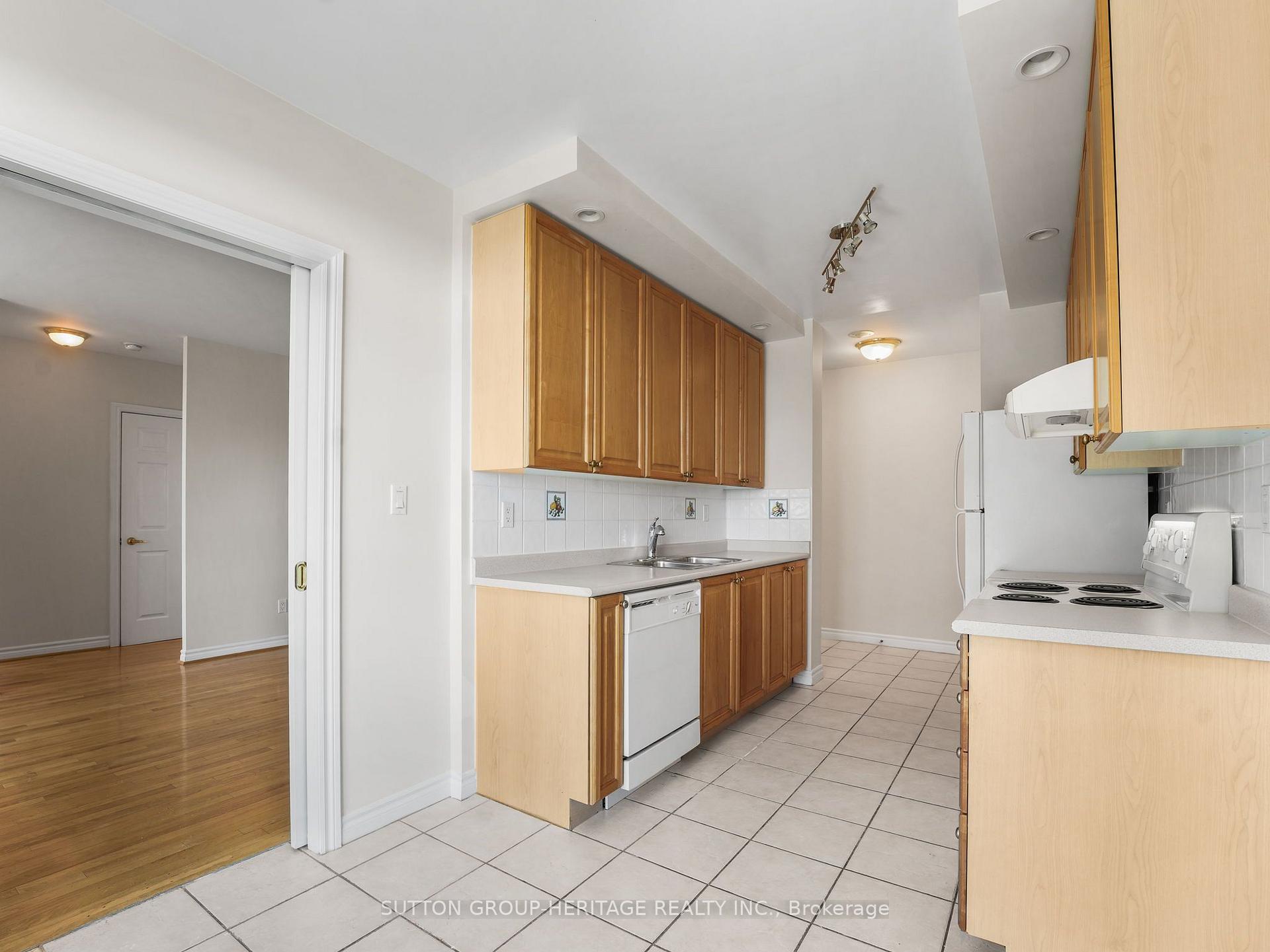 Photo 17 of Unit PH 69, 123 Omni Drive, Scarborough, Bendale — HOMEH