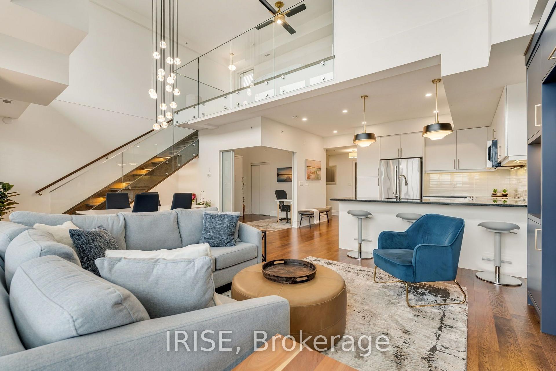 Photo of Unit 437, 3170 Erin Mills Parkway