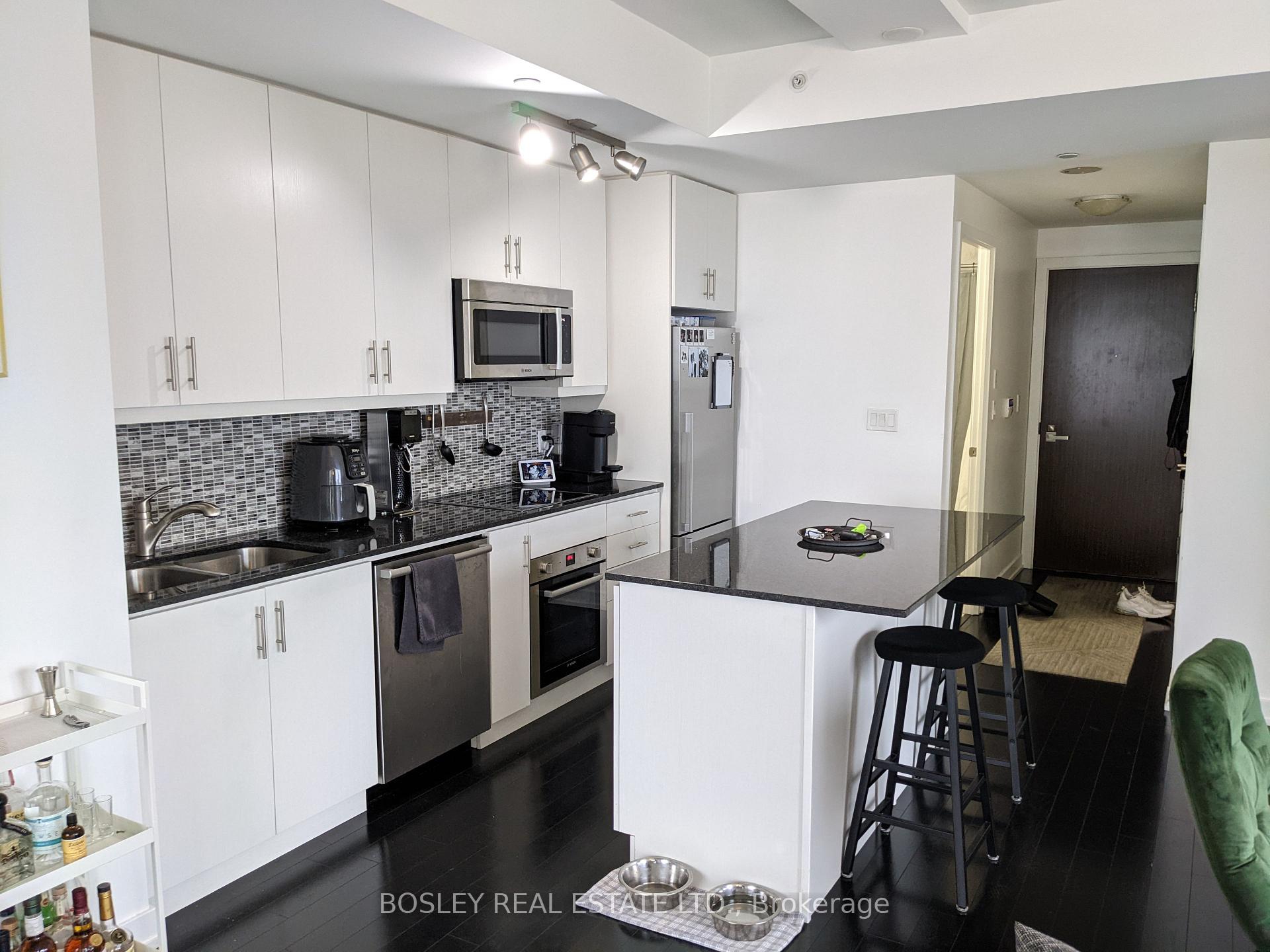 Photo 2 of Unit 1806, 1 The Esplanade Avenue, Toronto, Waterfront Communities — HOMEH