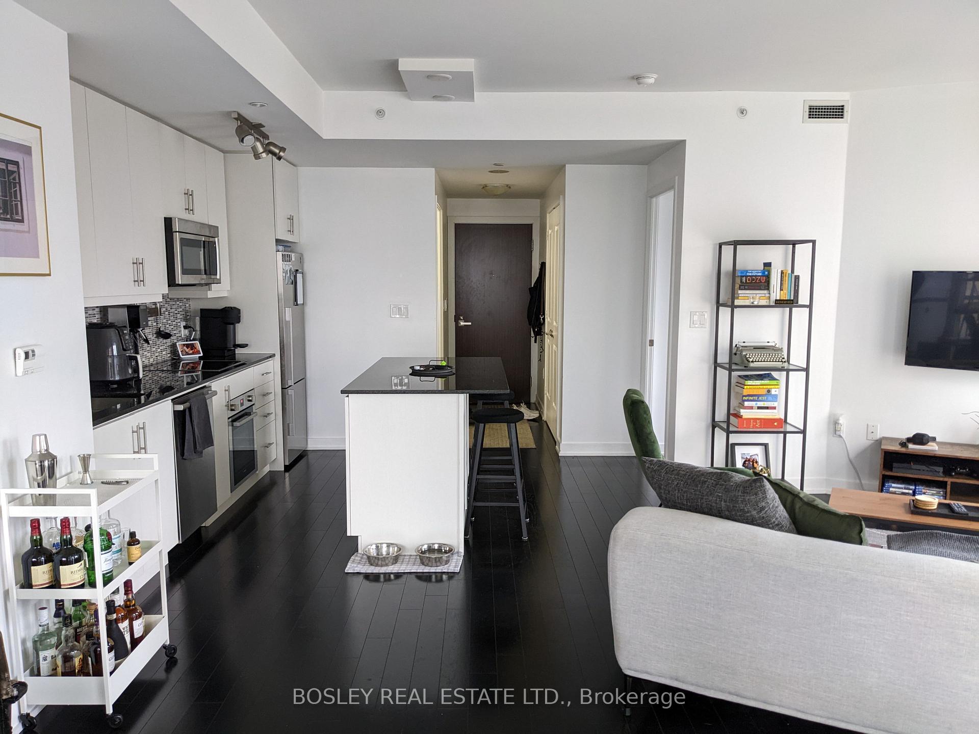 Photo 4 of Unit 1806, 1 The Esplanade Avenue, Toronto, Waterfront Communities — HOMEH