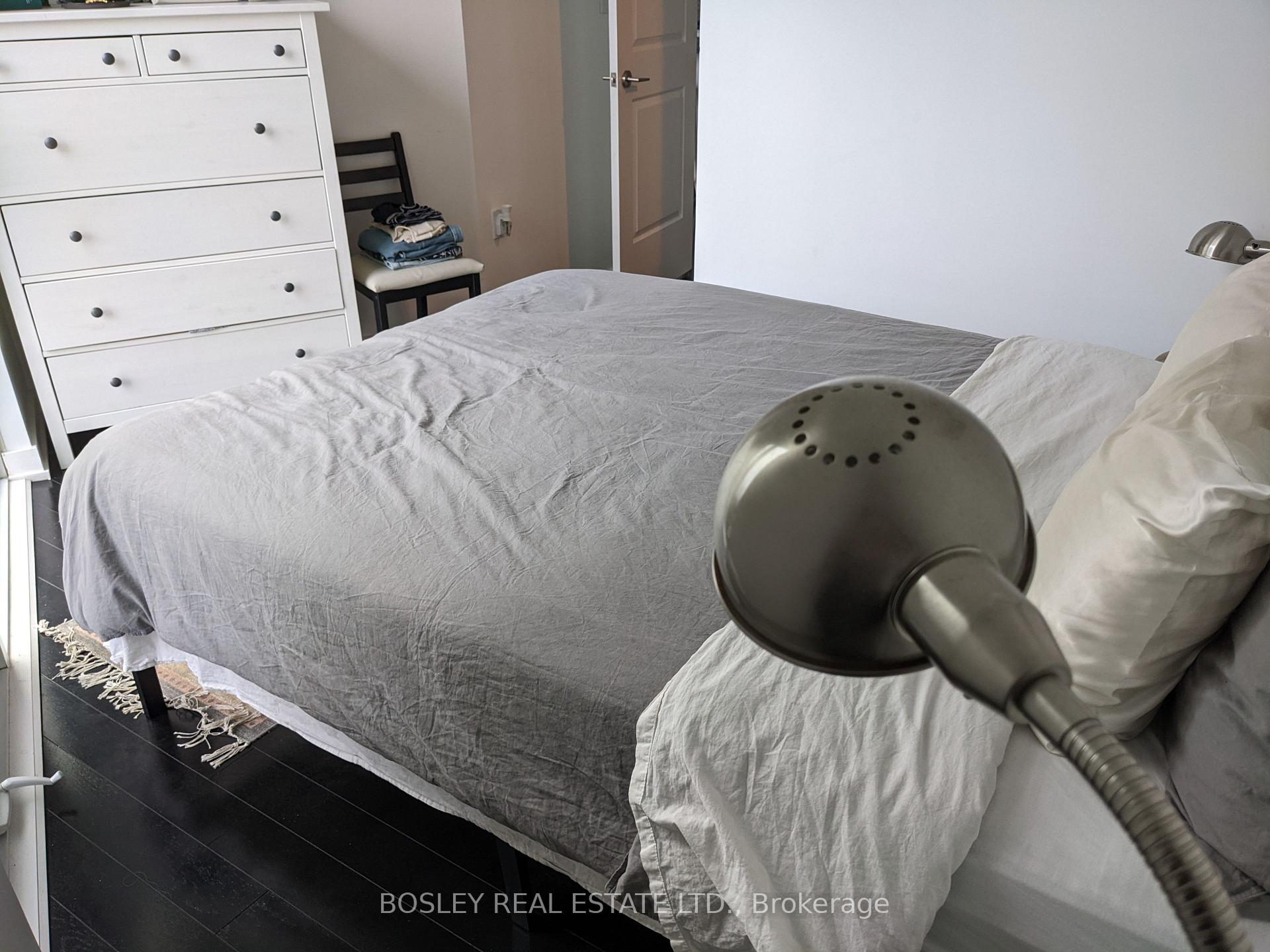 Photo 15 of Unit 1806, 1 The Esplanade Avenue, Toronto, Waterfront Communities — HOMEH