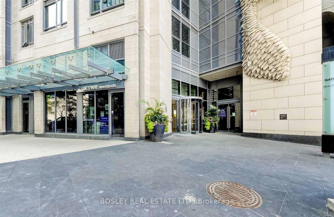 Photo 24 of Unit 1806, 1 The Esplanade Avenue, Toronto, Waterfront Communities — HOMEH