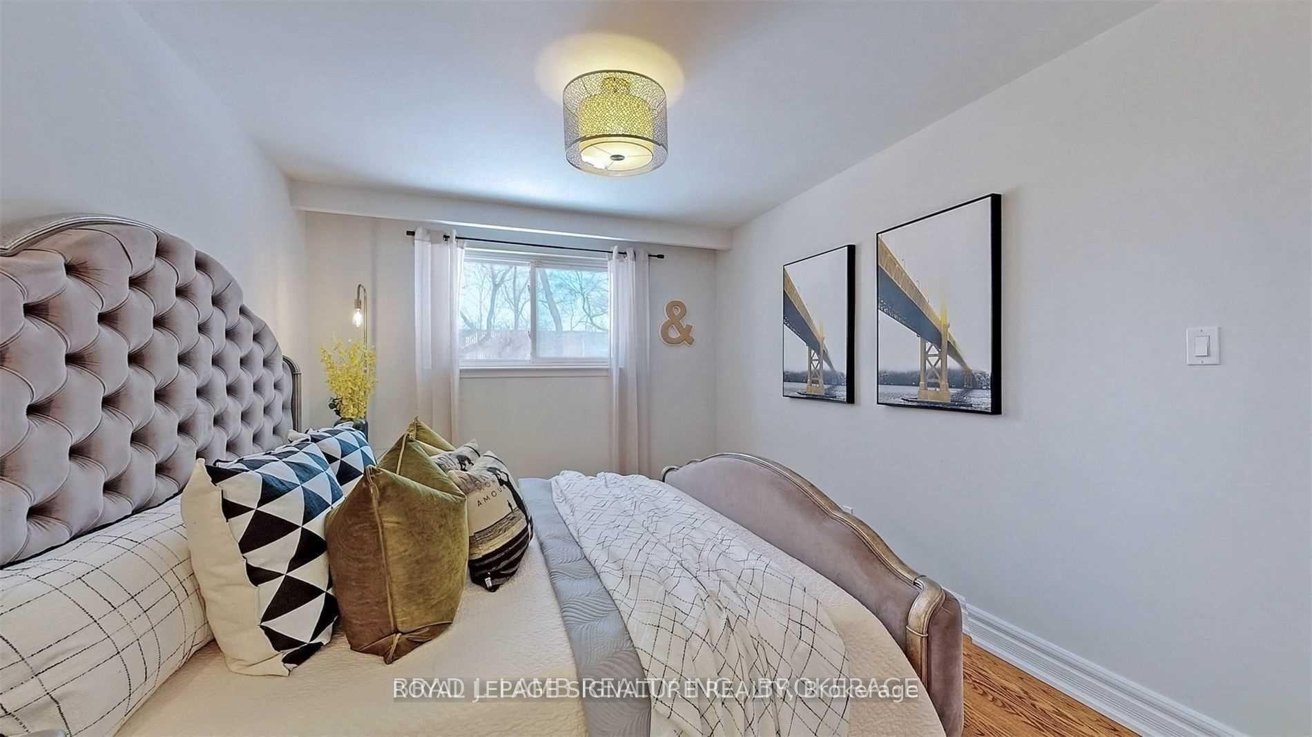 Photo 20 of Unit Upper, 17 Baroness Crescent, North York, Don Valley Village — HOMEH