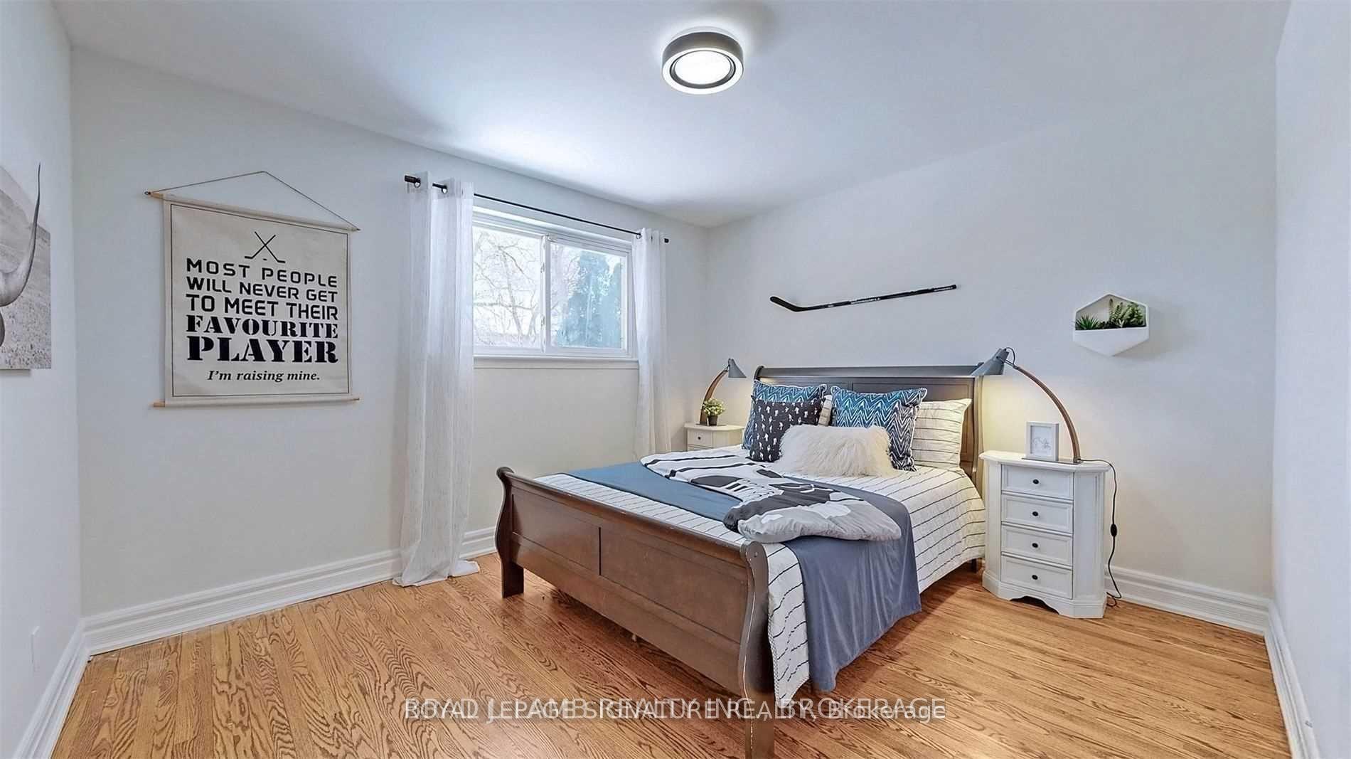 Photo 24 of Unit Upper, 17 Baroness Crescent, North York, Don Valley Village — HOMEH