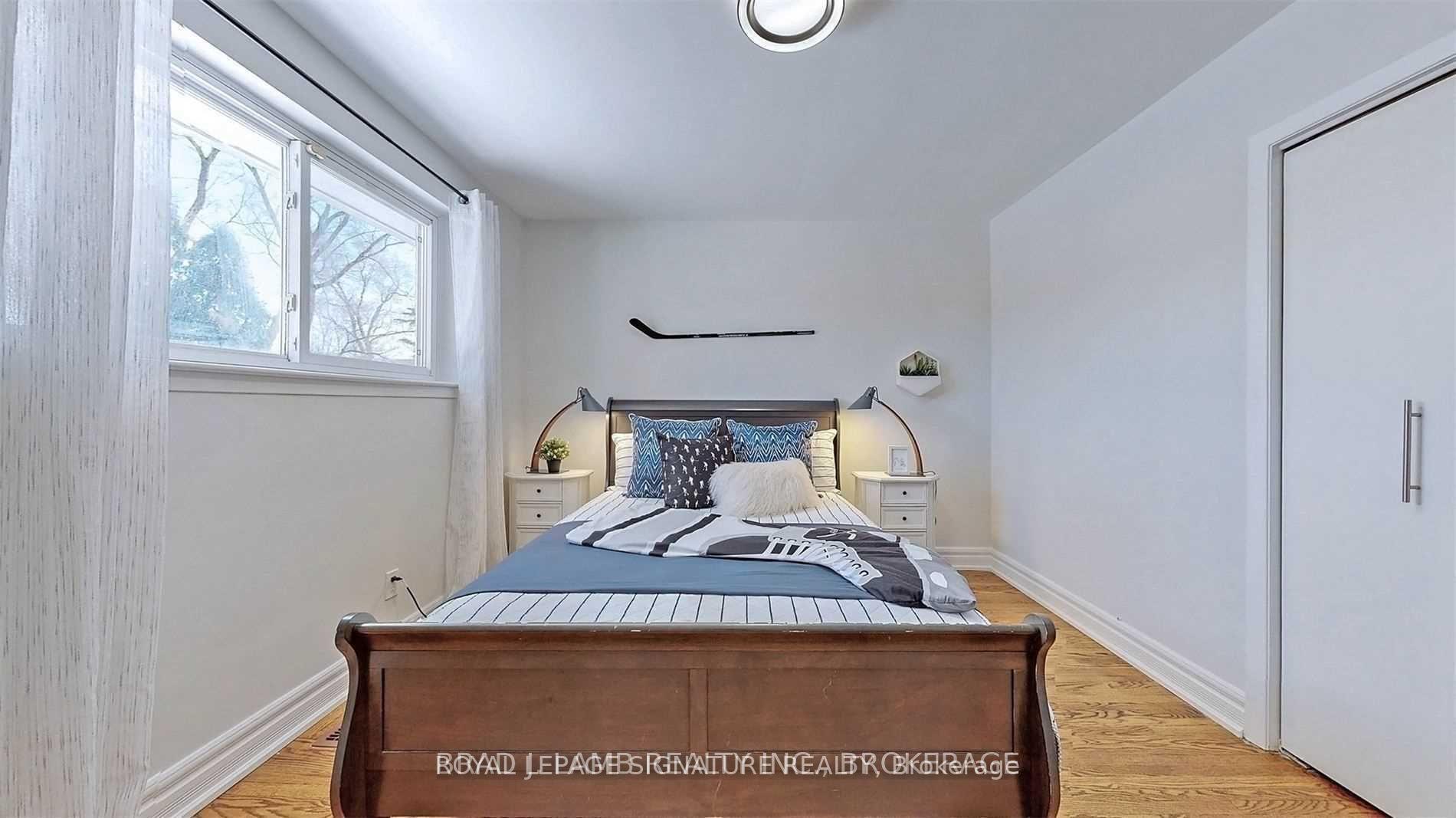Photo 26 of Unit Upper, 17 Baroness Crescent, North York, Don Valley Village — HOMEH