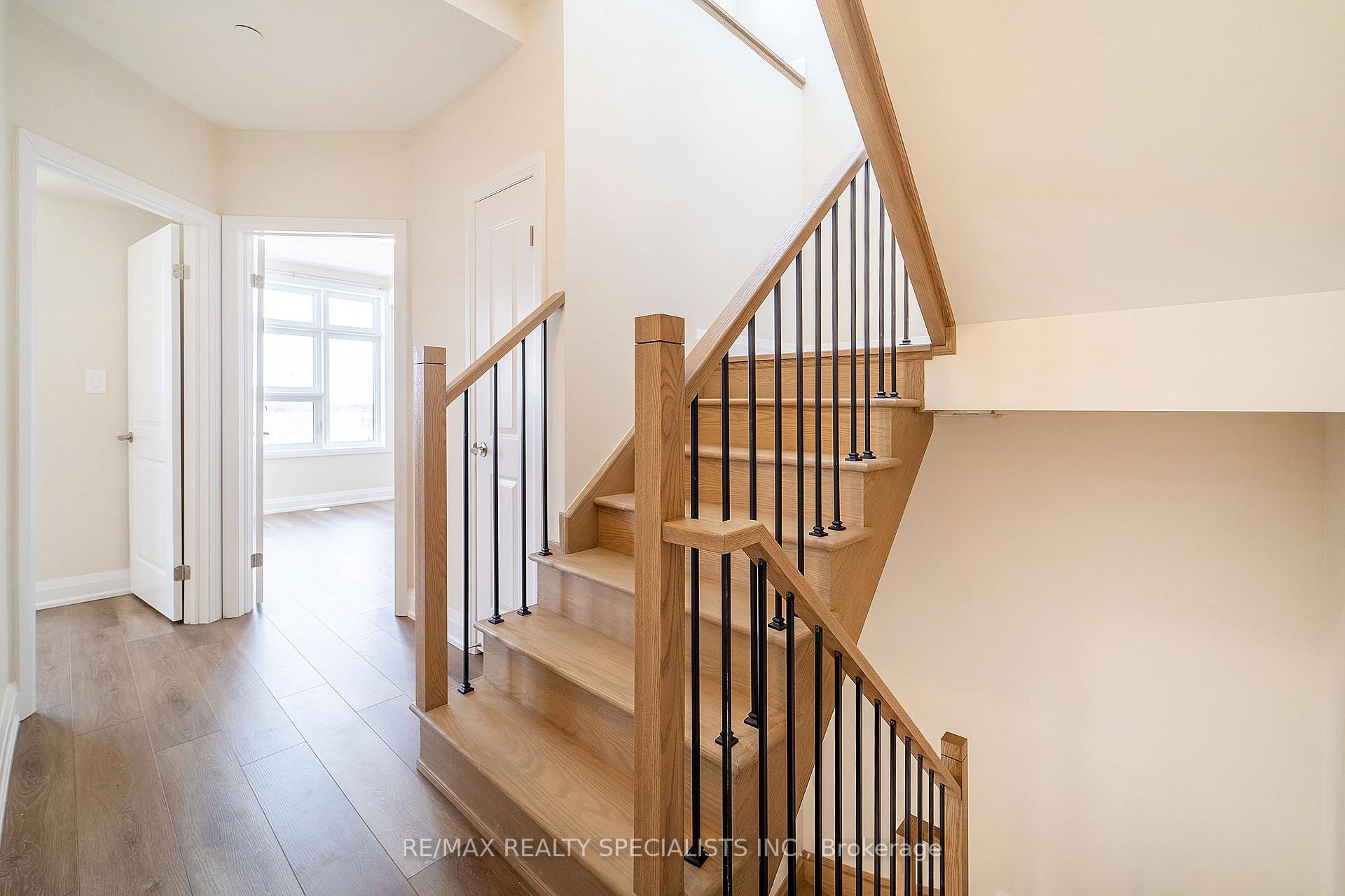 Photo 16 of Unit 110, 1657 Rose Way, Milton, Cobban — HOMEH