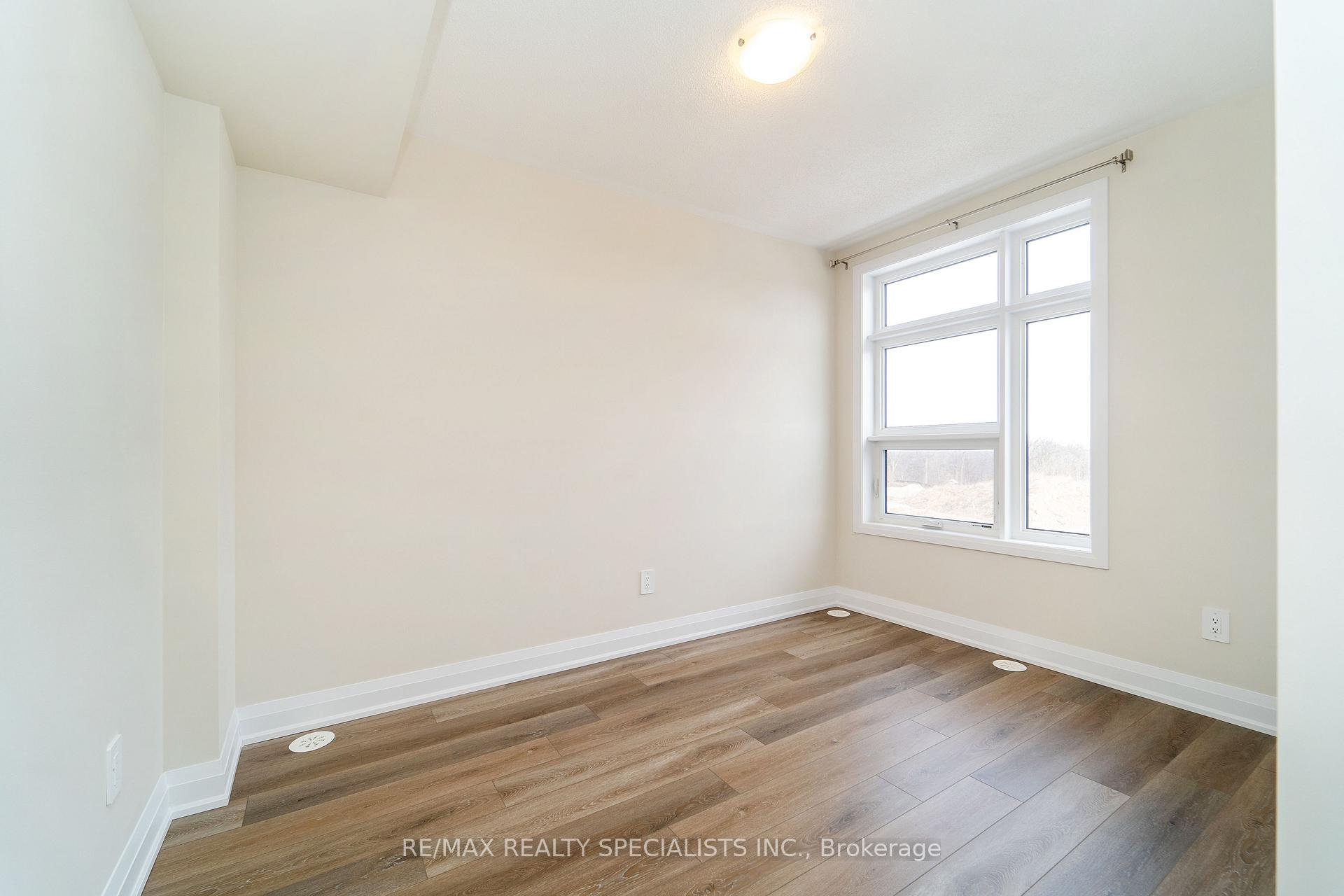 Photo 20 of Unit 110, 1657 Rose Way, Milton, Cobban — HOMEH