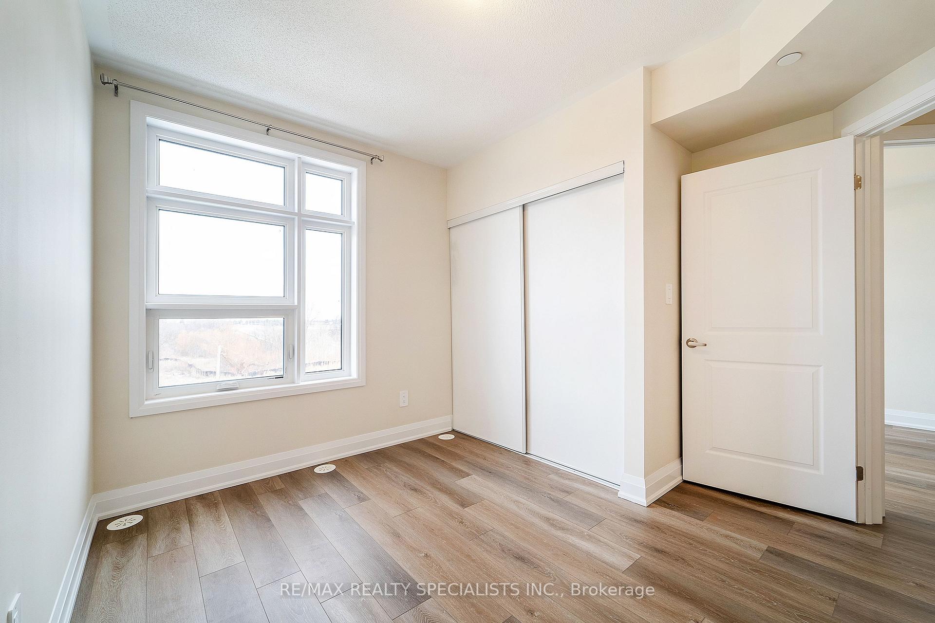 Photo 21 of Unit 110, 1657 Rose Way, Milton, Cobban — HOMEH