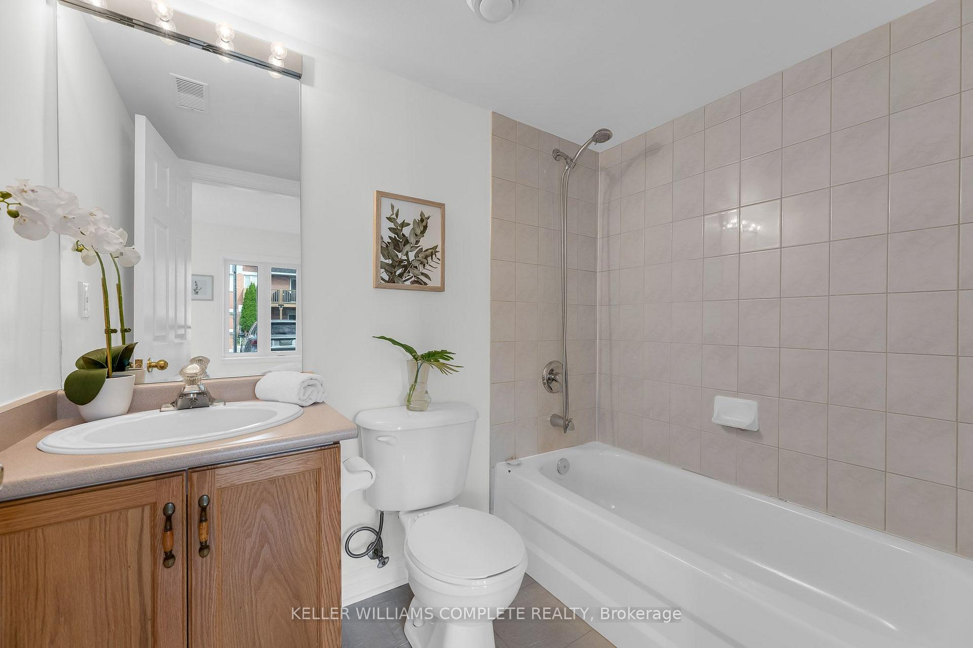 Photo 13 of Unit 601, 4140 Foxwood Drive, Burlington, Tansley — HOMEH
